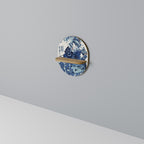 JAPANESE WOMAN Ovales Kunstregal in Eiche-Optik