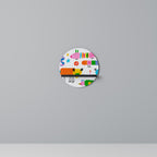 POWER OF IMAGINATION Rundes Kunstregal in Schwarz