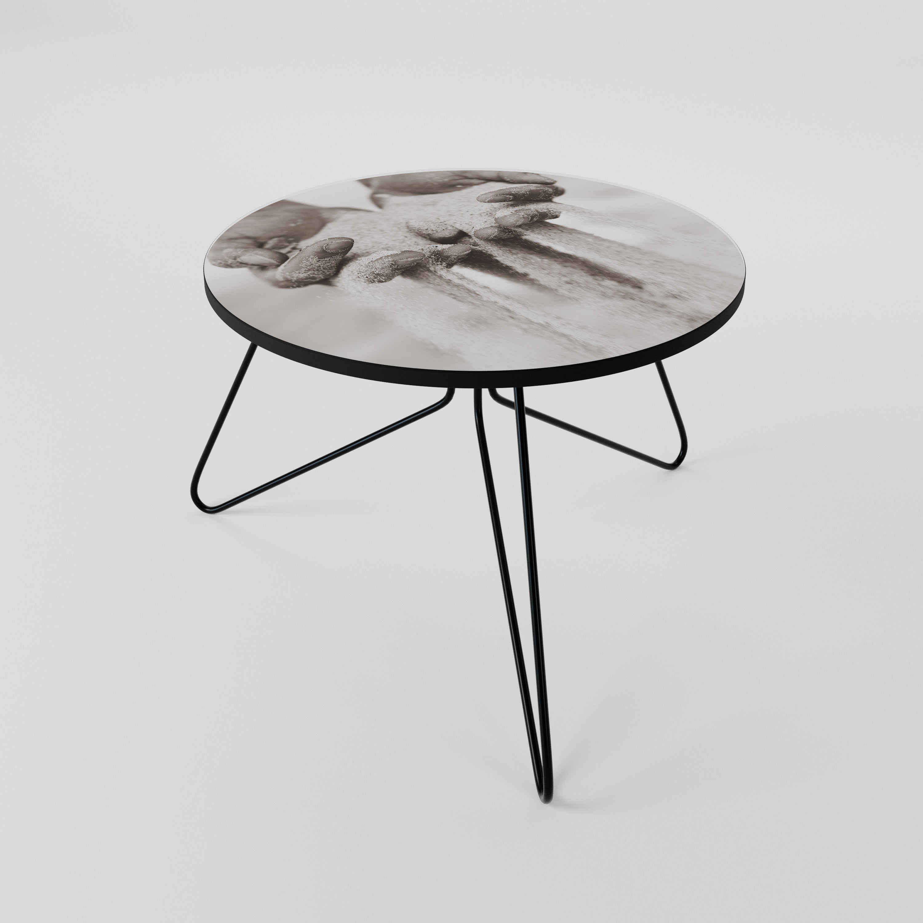 HANDS OF FATE Couchtisch 60