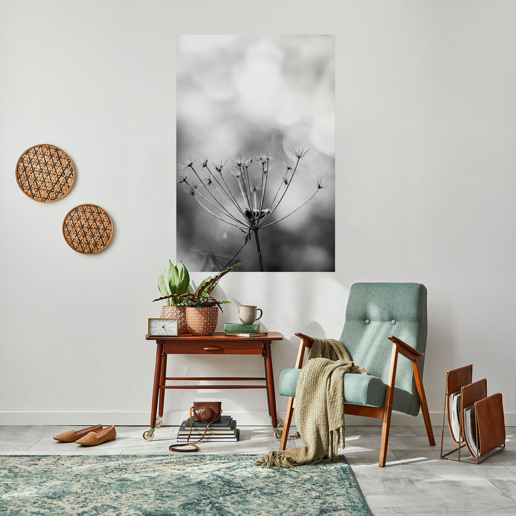 MINIMALIST BLOOM Vertikales Poster zum Abziehen und Aufkleben