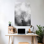 MINIMALIST BLOOM Selbstklebendes Poster - Hochformat