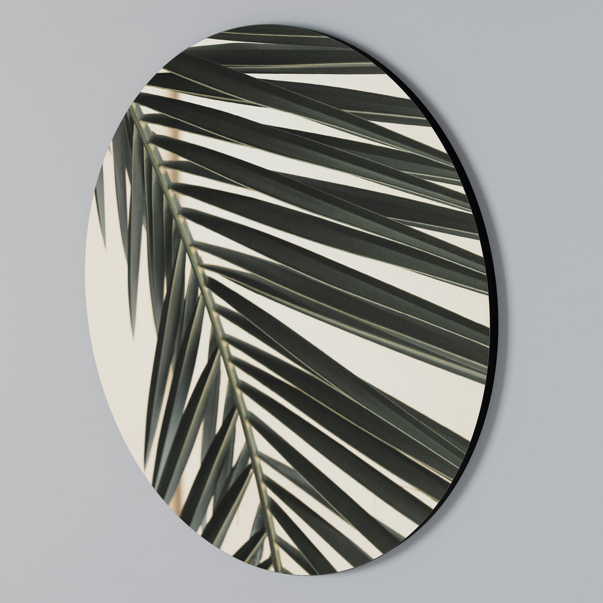 PALM SYMPHONY Round Wall Art