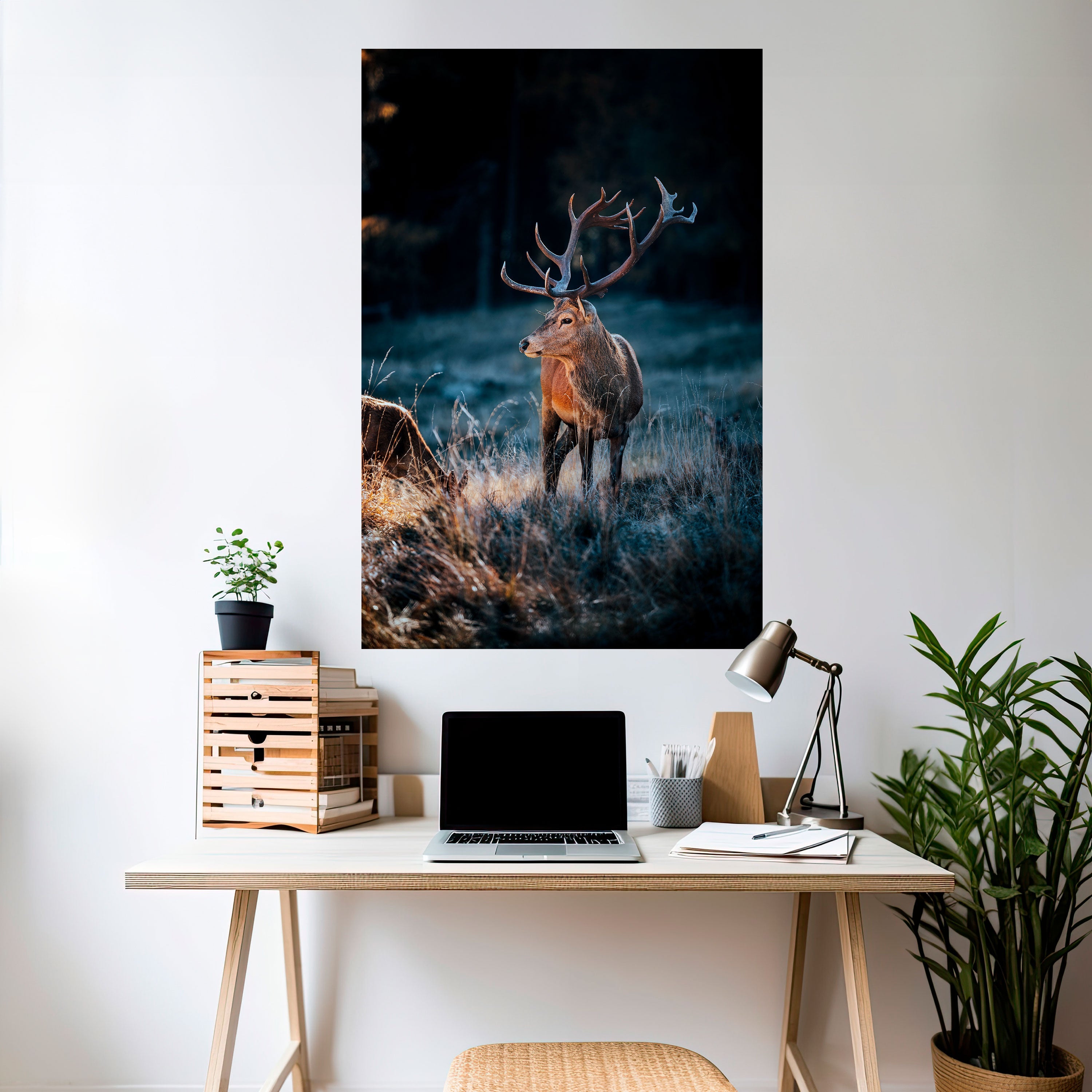 ANTLERED REGALITY Vertikales Poster zum Abziehen und Aufkleben