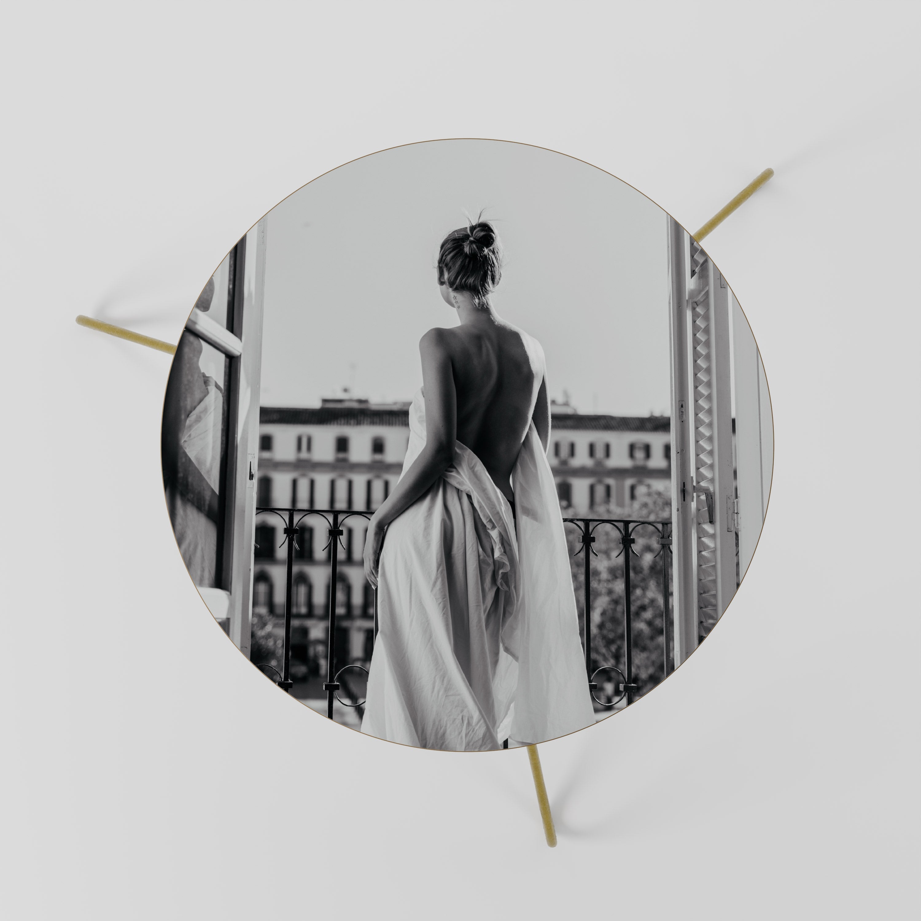 DRESS OF DREAMS Couchtisch 60