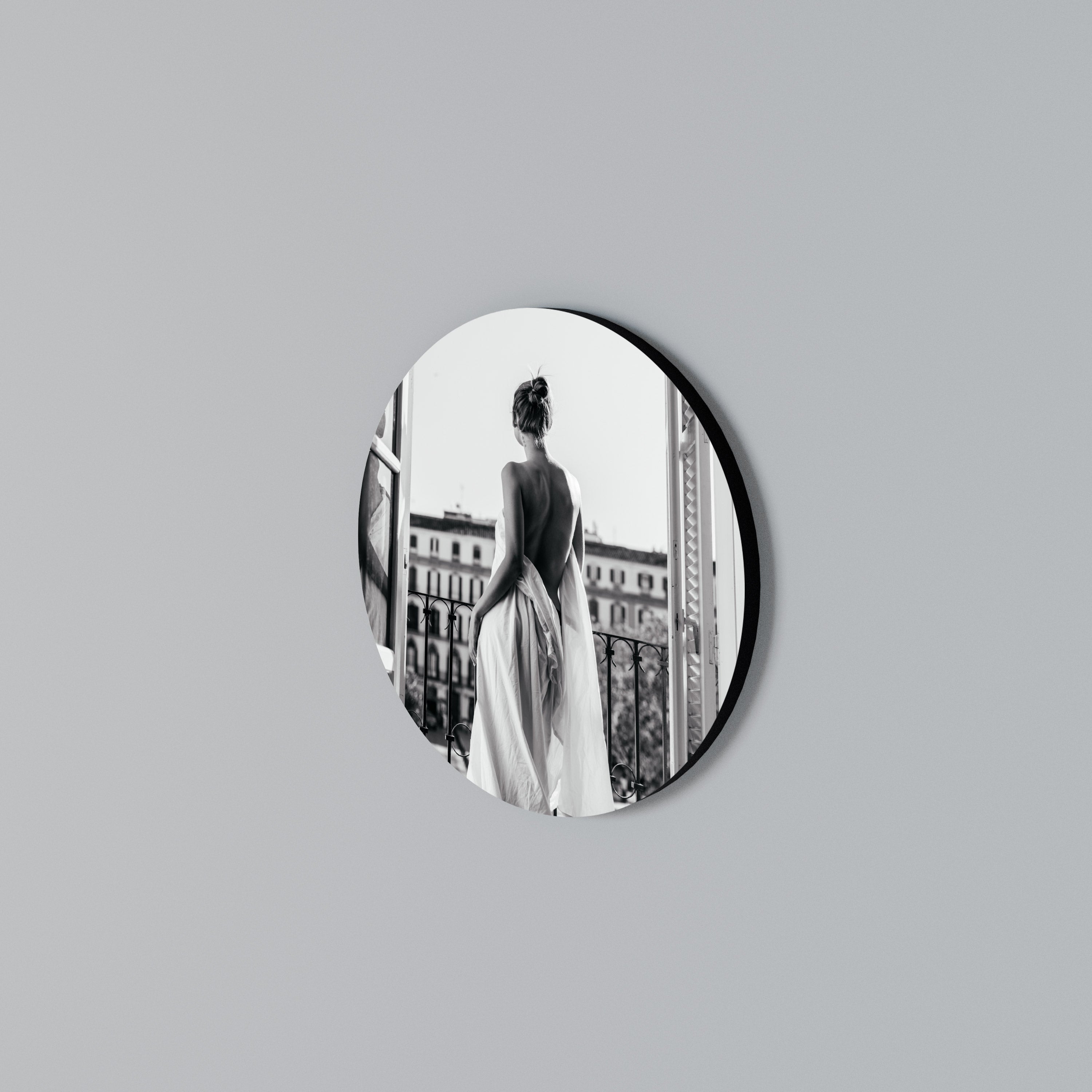 DRESS OF DREAMS Round Wall Art