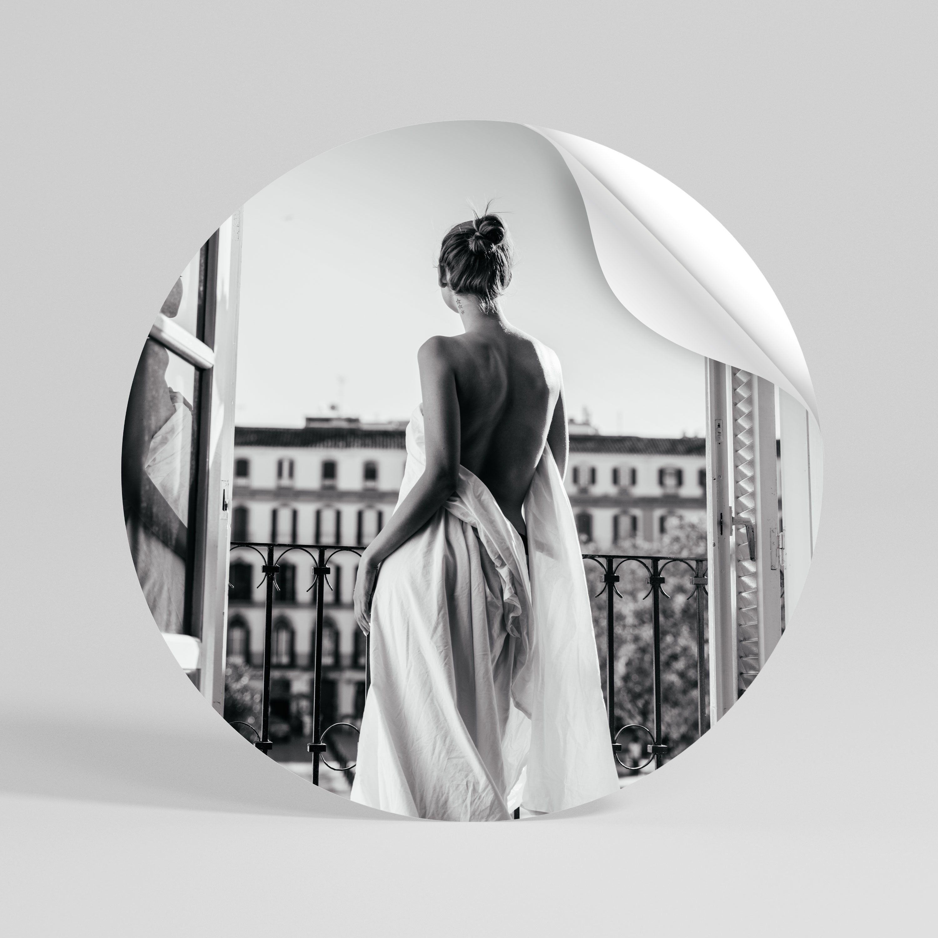 DRESS OF DREAMS Peel and Stick Round Sticker