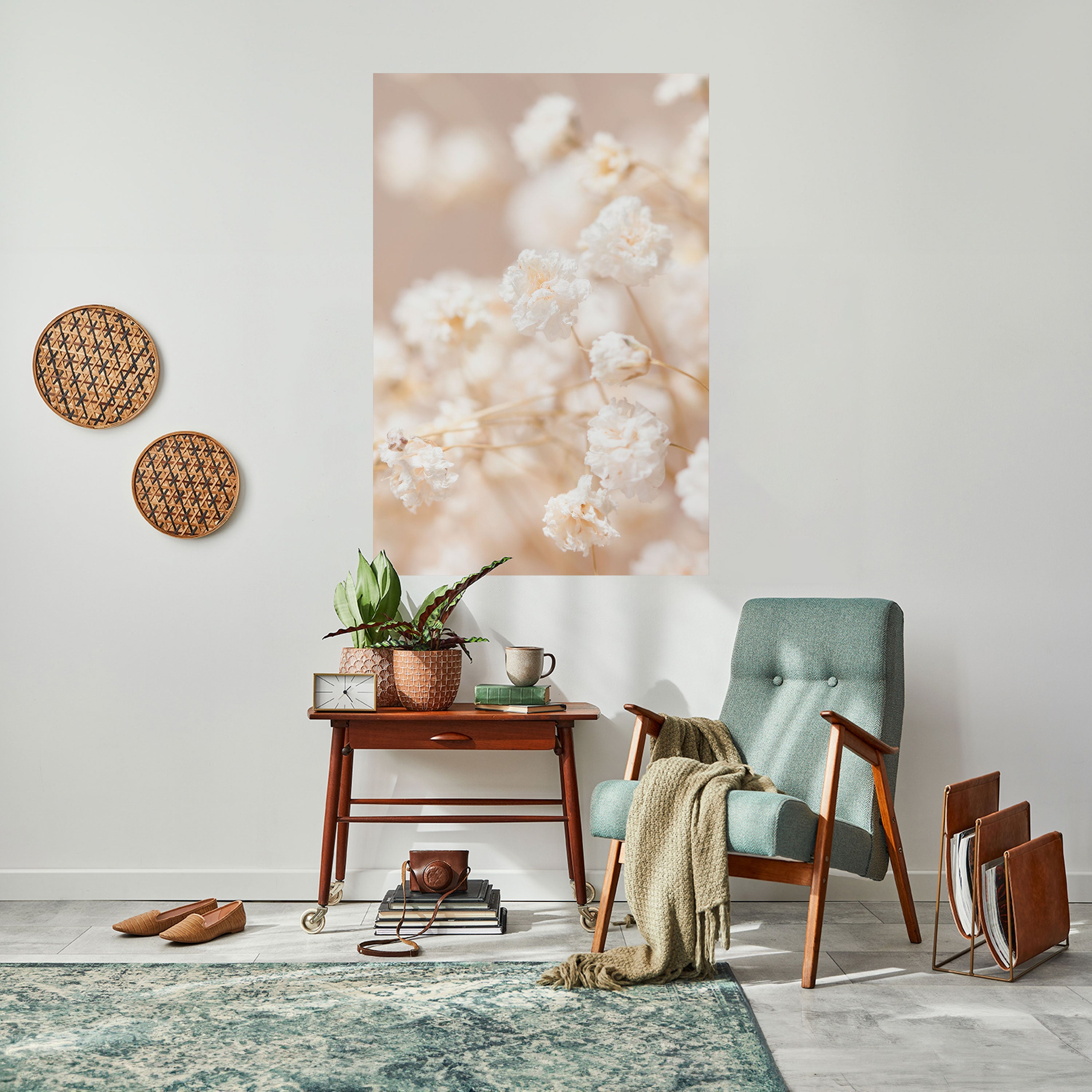 GHOSTLY BLOOM Vertikales Poster zum Abziehen und Aufkleben