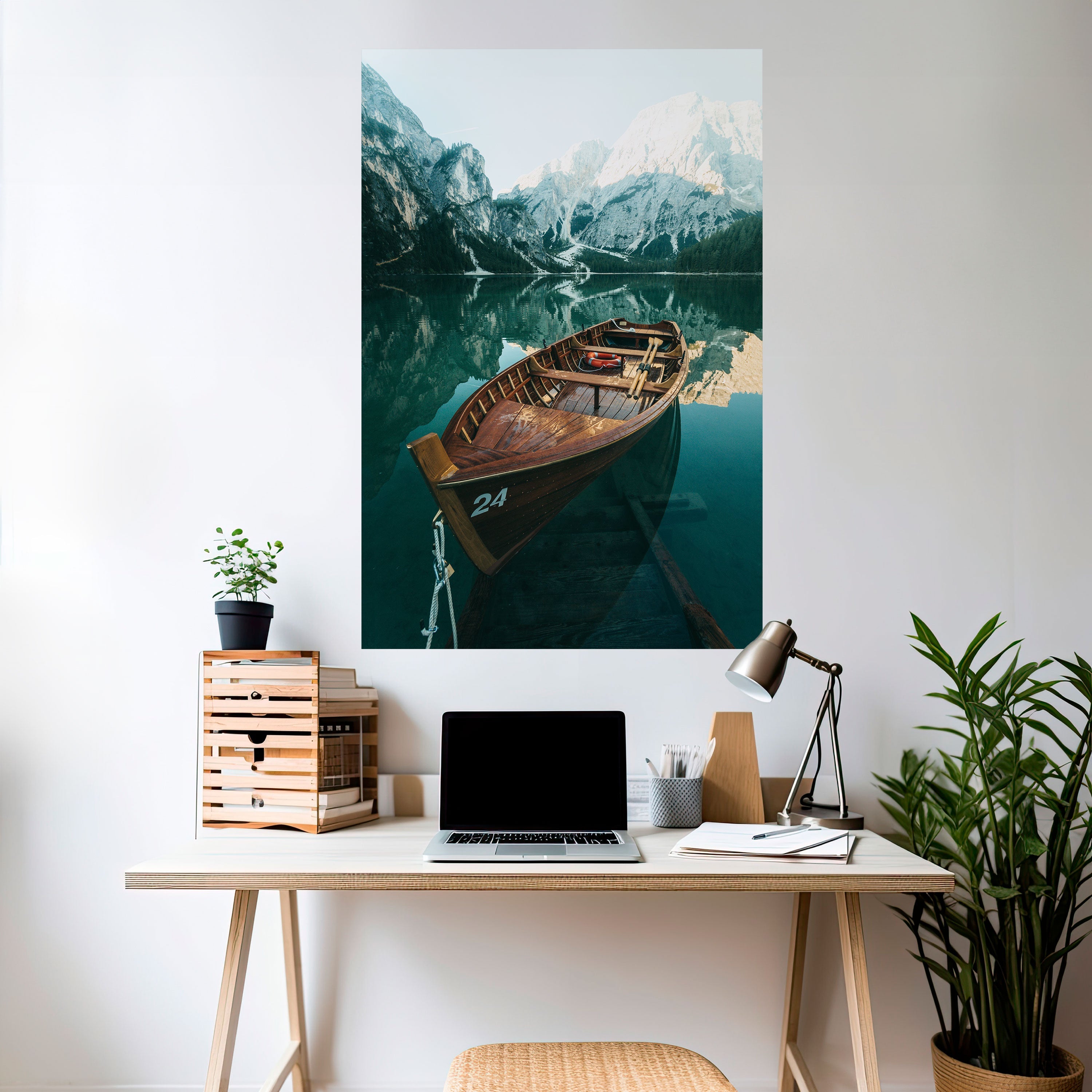 Still Waters – Vertikales Poster zum Abziehen und Aufkleben