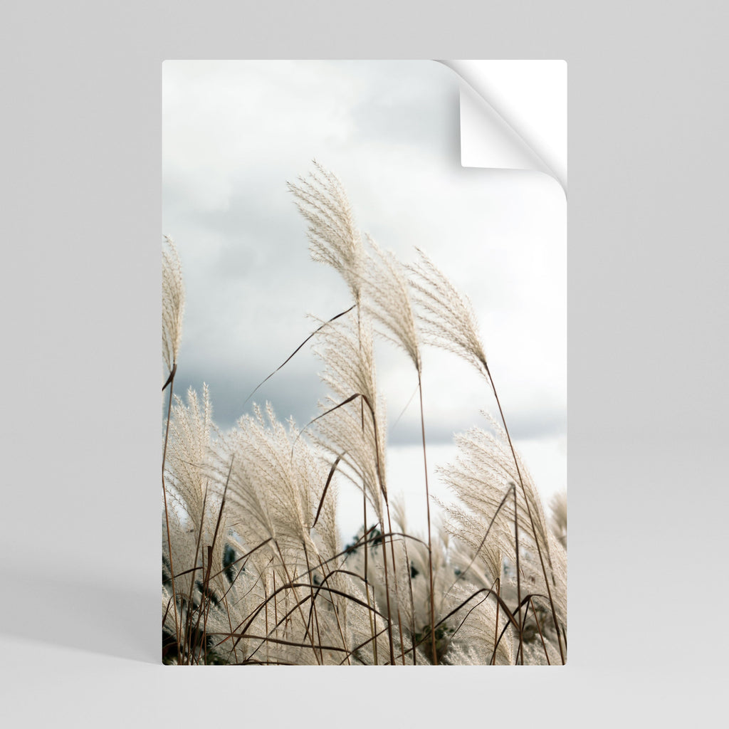 WOLKEN ÜBER DEM GRAS Vertikales Poster zum Abziehen und Aufkleben