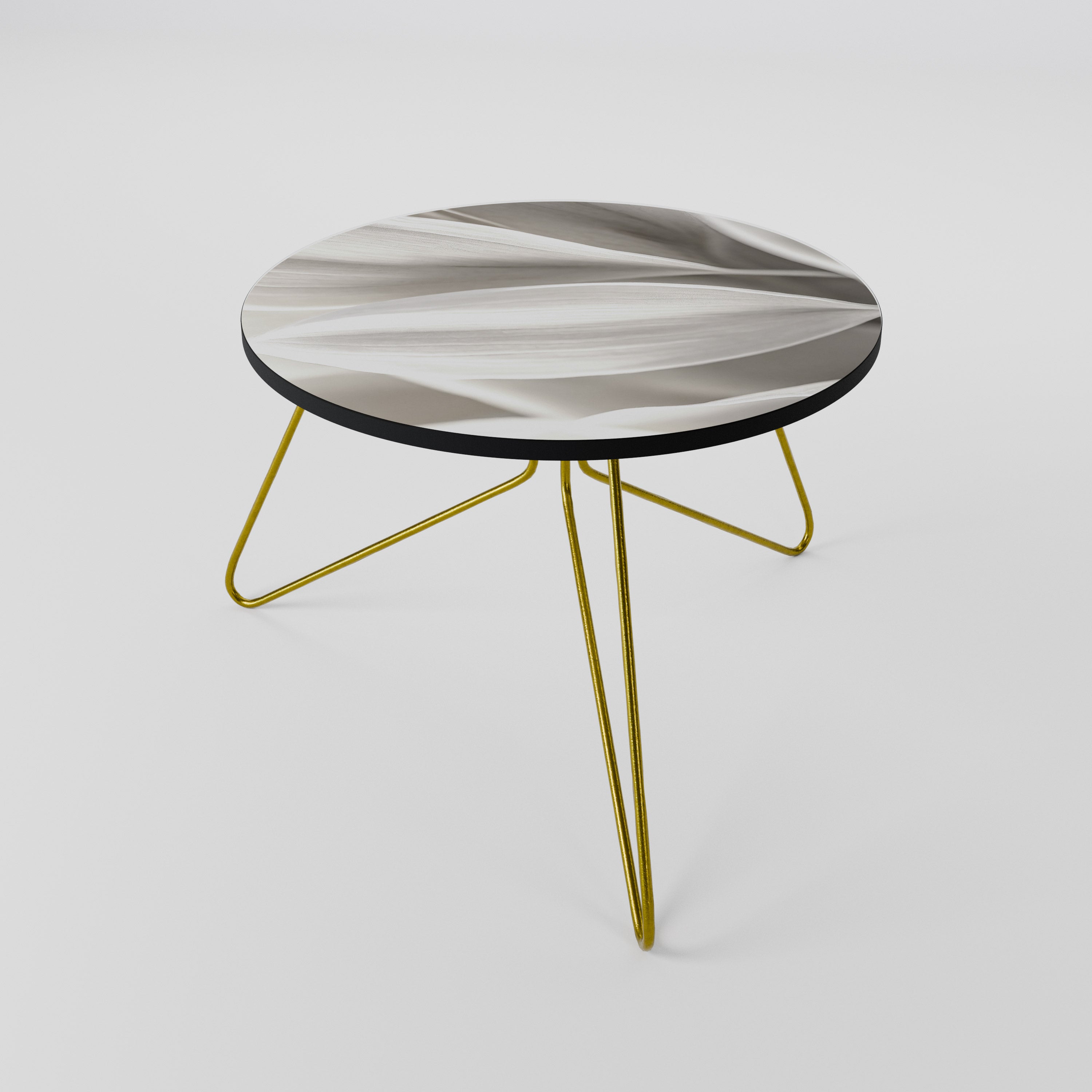 WHISPERS OF WHITE Couchtisch