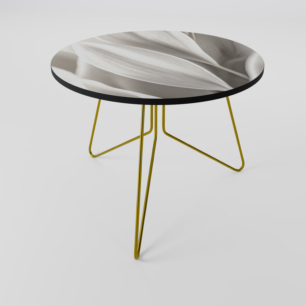 WHISPERS OF WHITE Couchtisch