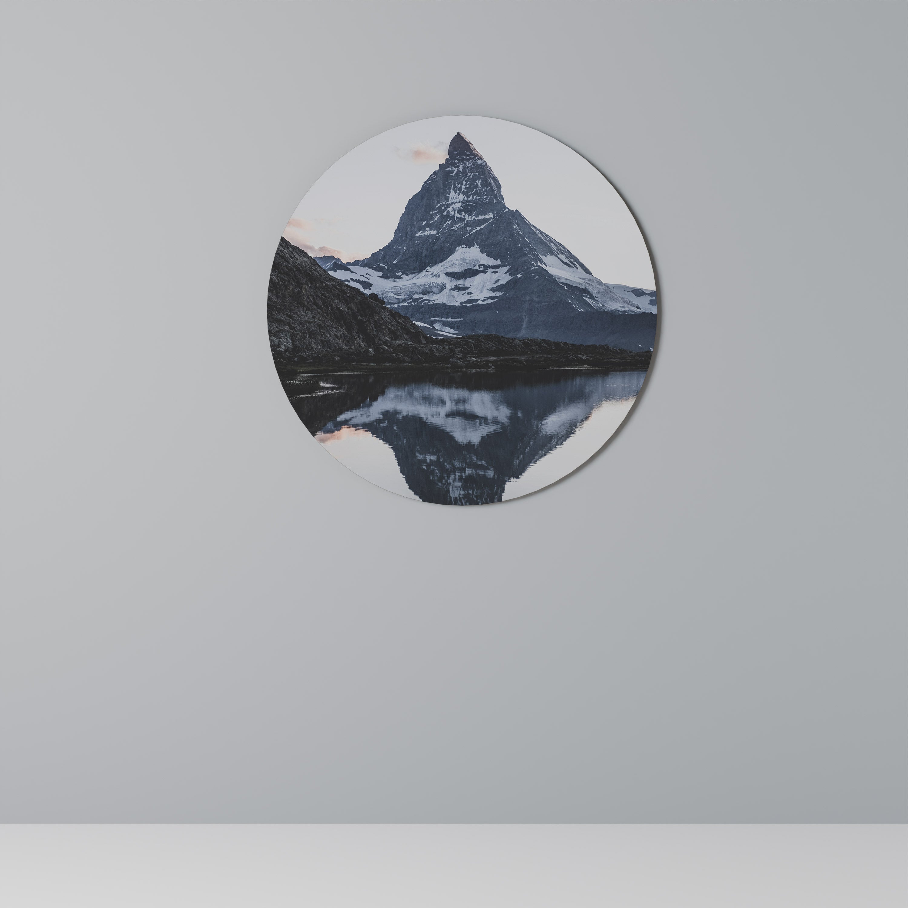 MEMORY OF MATTERHORN Runde Wanddekoration Ø 69 cm