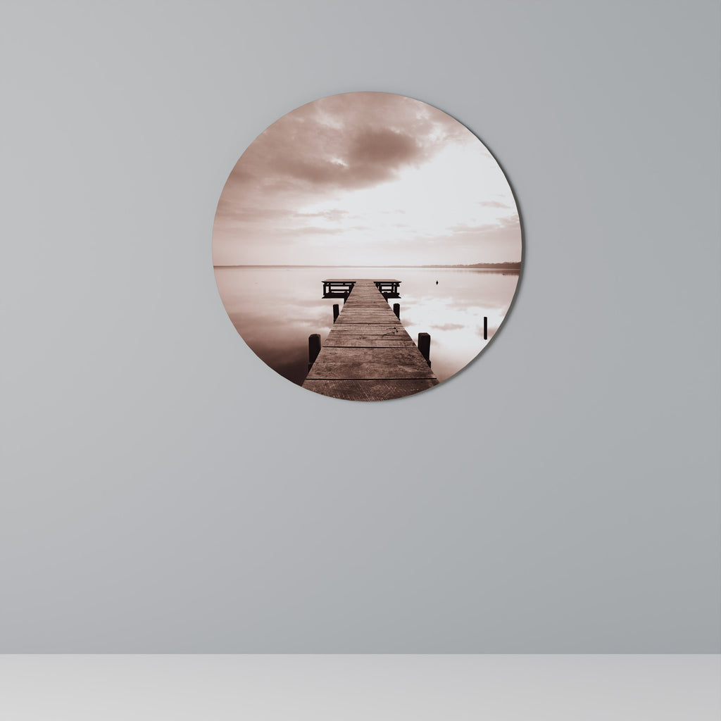 ECHOES OF STILLNESS Round Wall Art