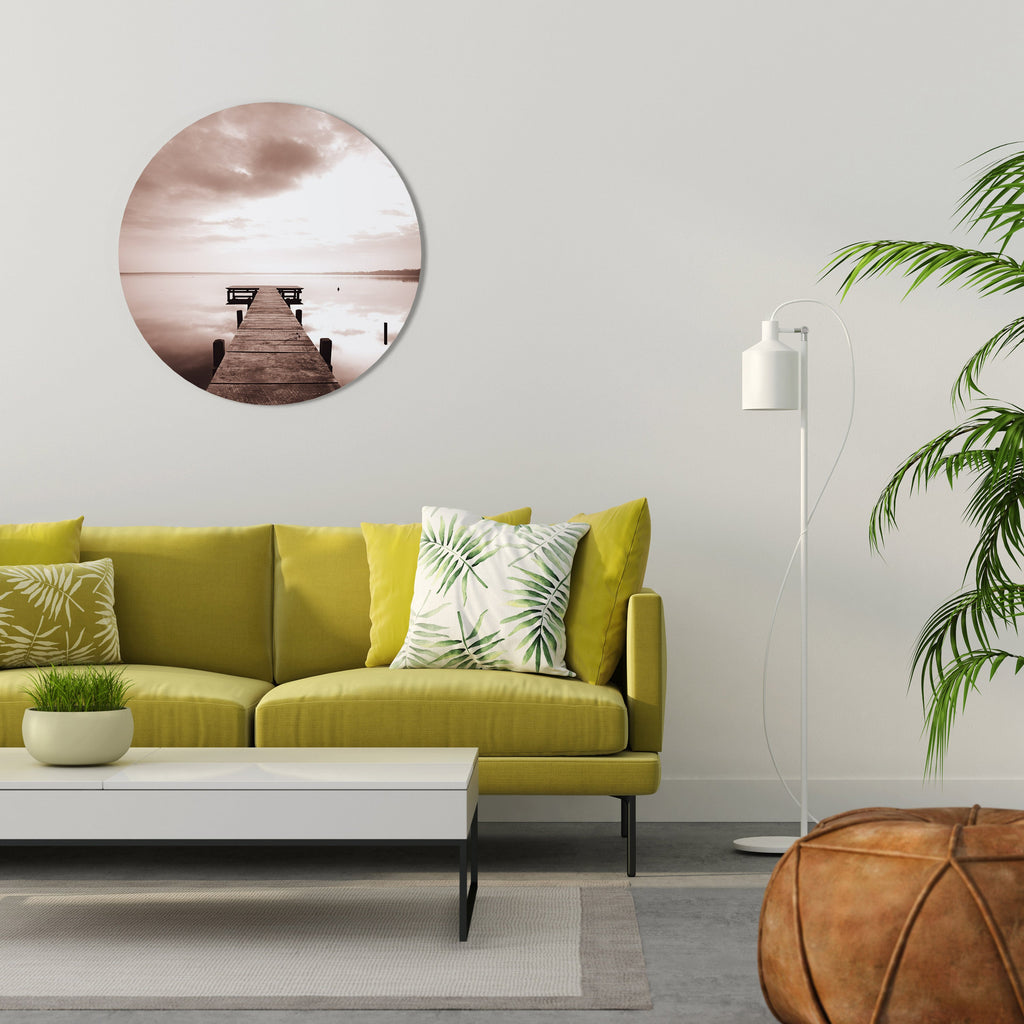 ECHOES OF STILLNESS Round Wall Art