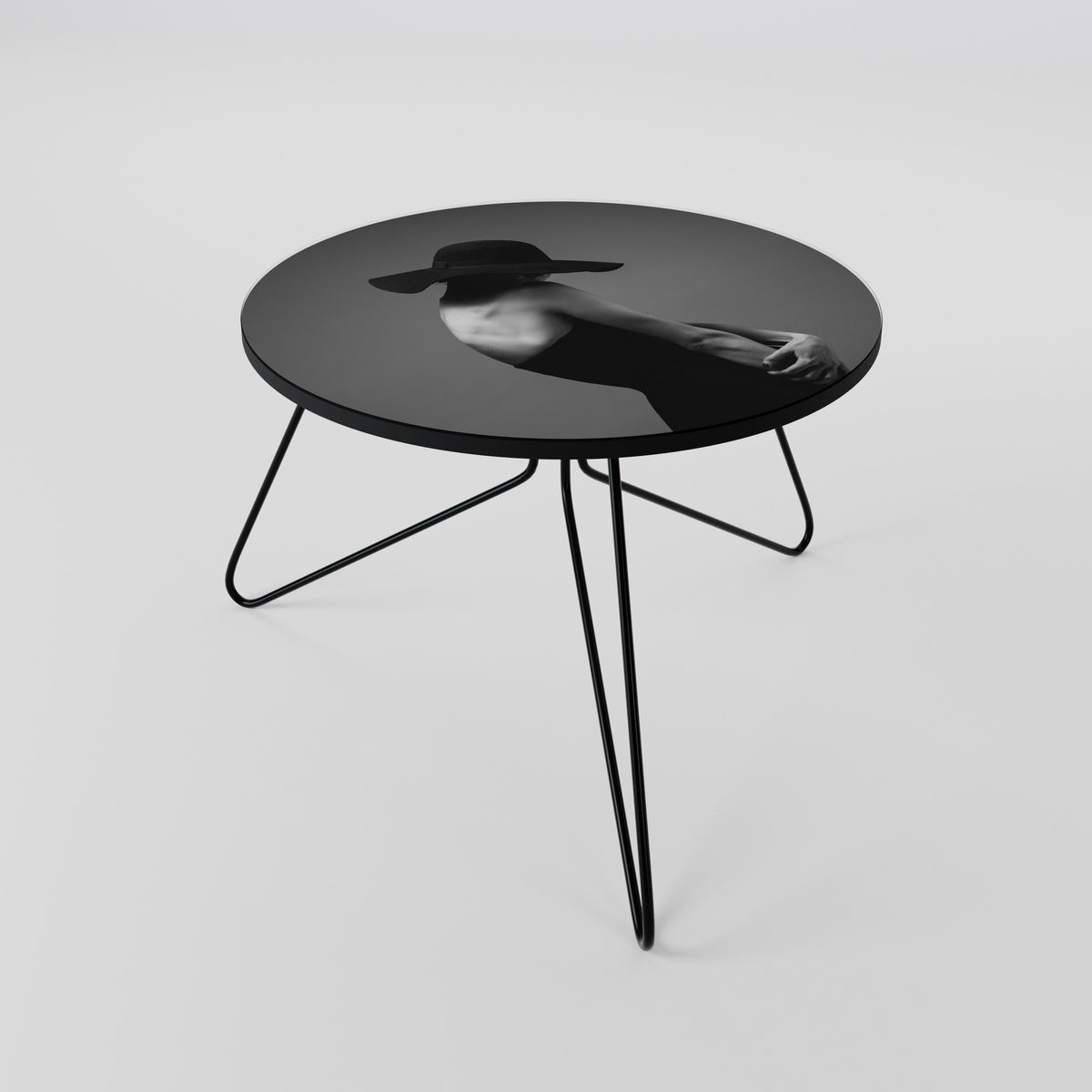 SILHOUETTE OF MYSTERY Couchtisch