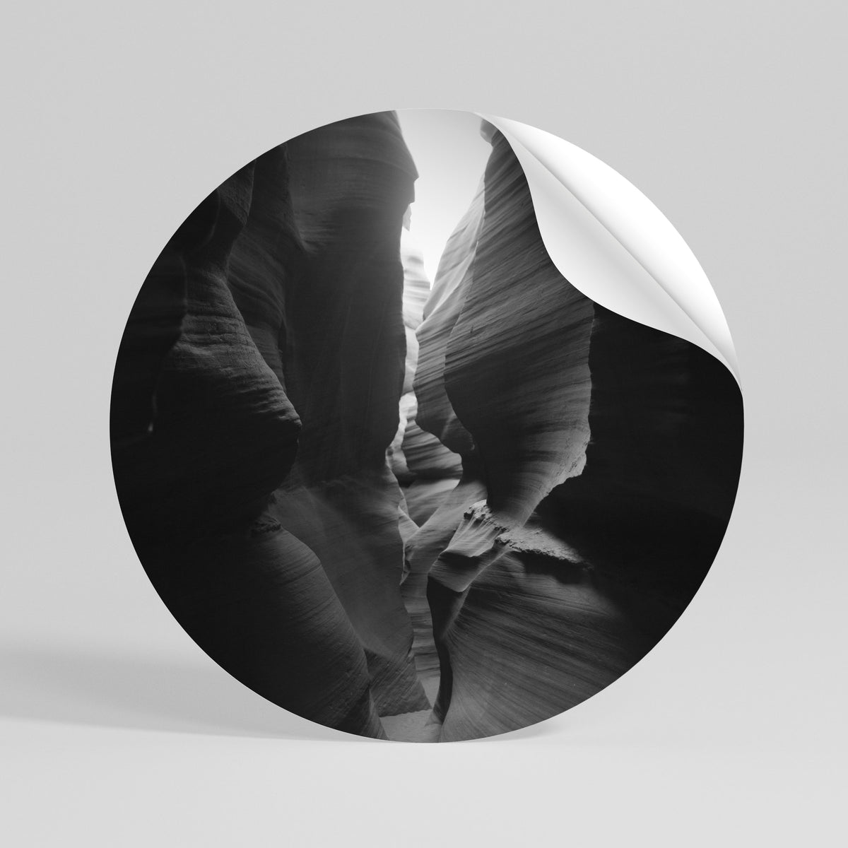 TIME'S WHISPERING CANYON Runder Wandsticker zum Abziehen und Aufkleben