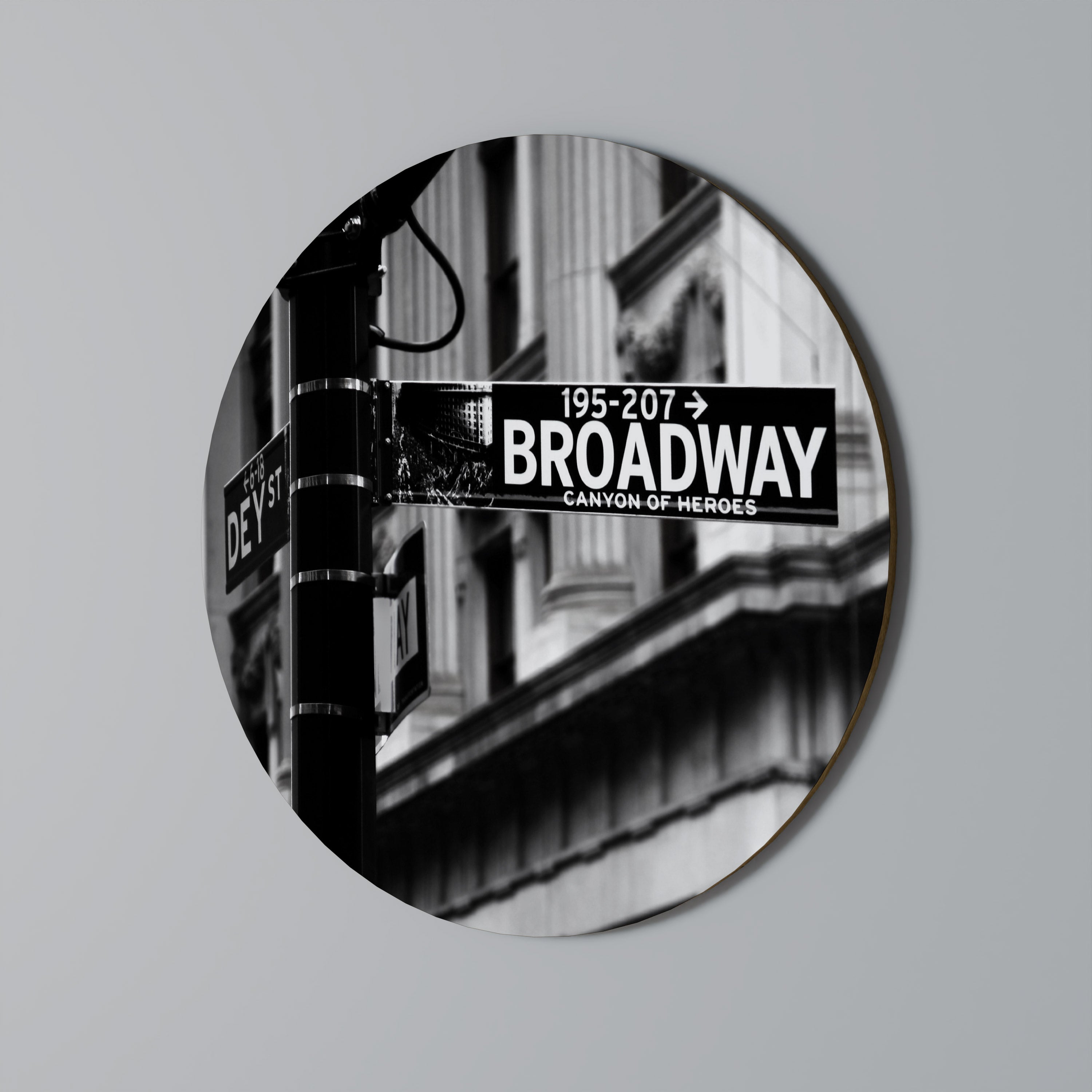 BROADWAY SIGN Runde Wanddekoration Ø 69 cm
