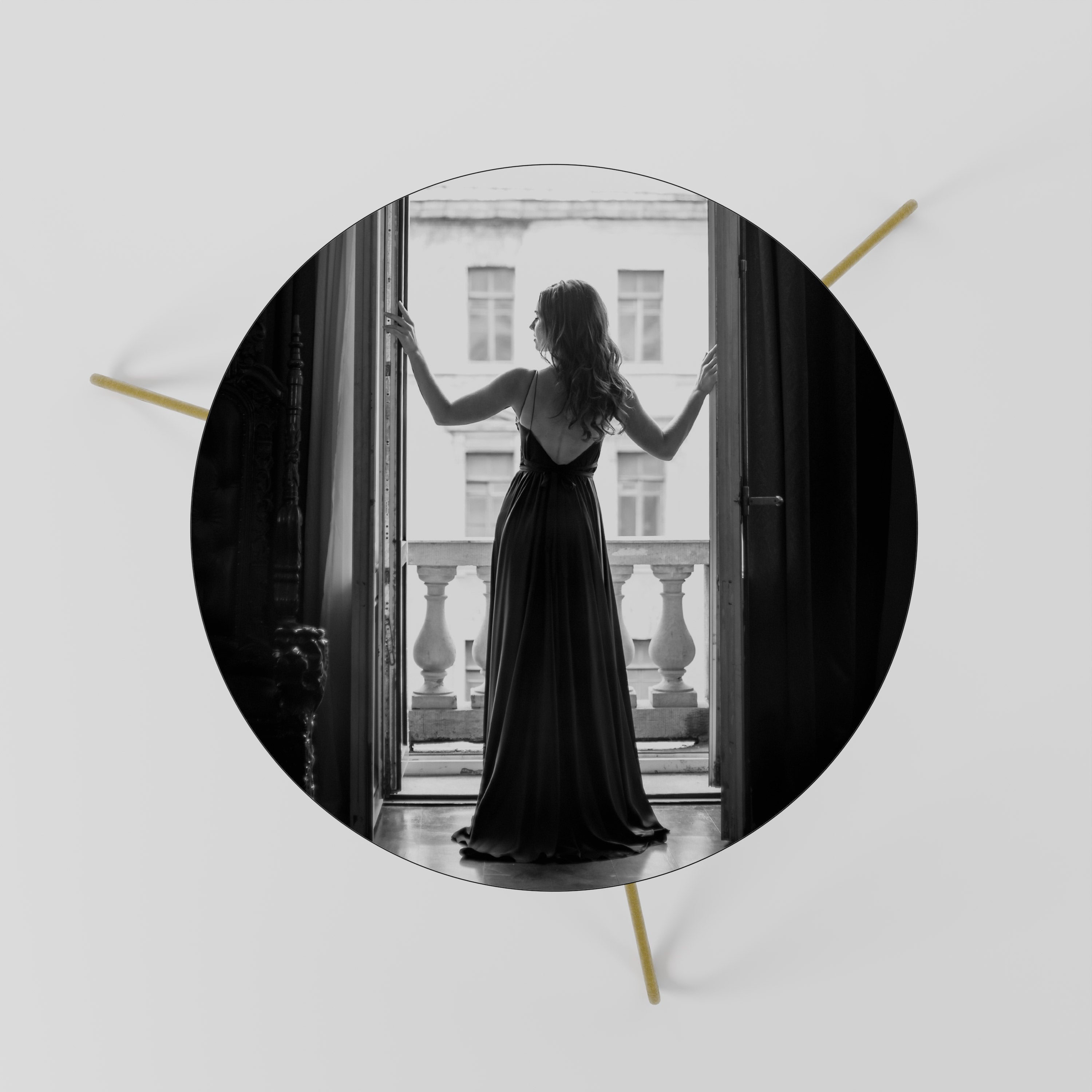 WINDOW TO WONDERS Couchtisch 60