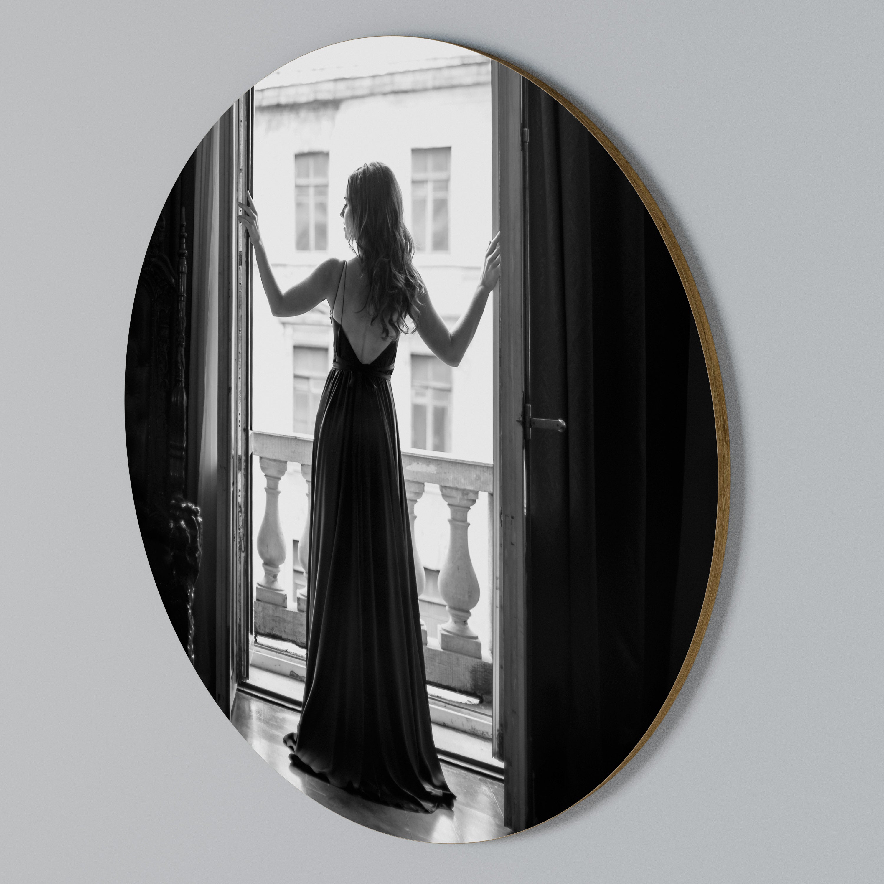 WINDOW TO WONDERS Round Wall Art