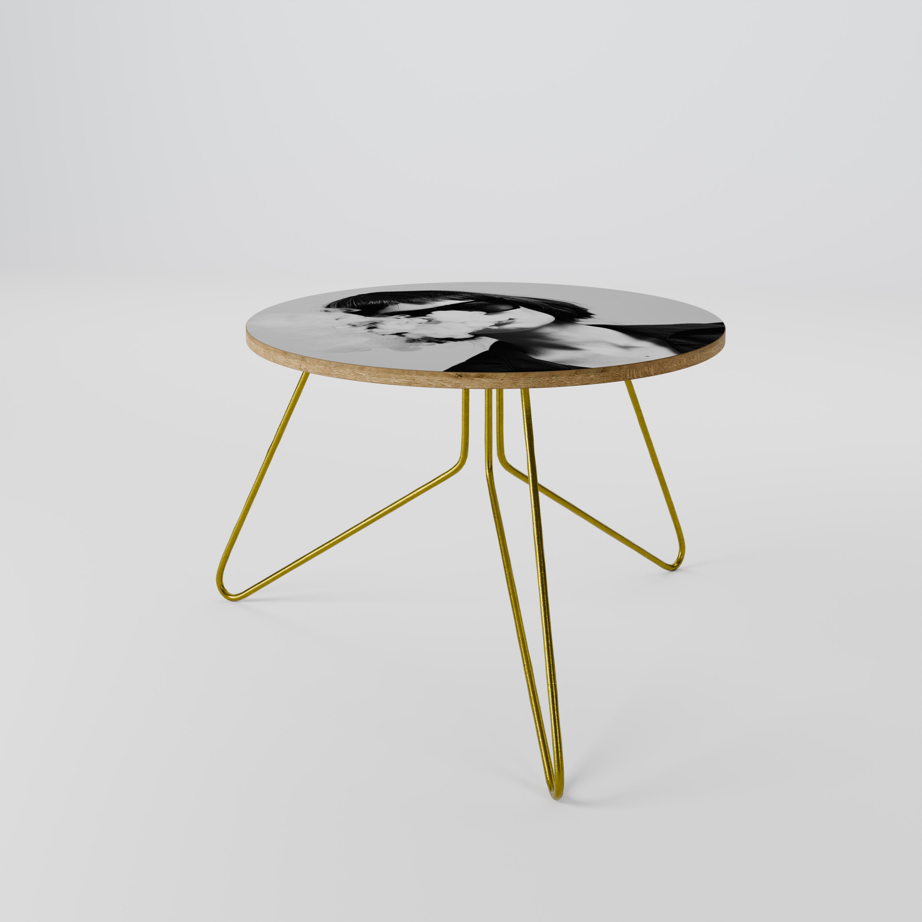 SMOKY BELLE Coffee Table