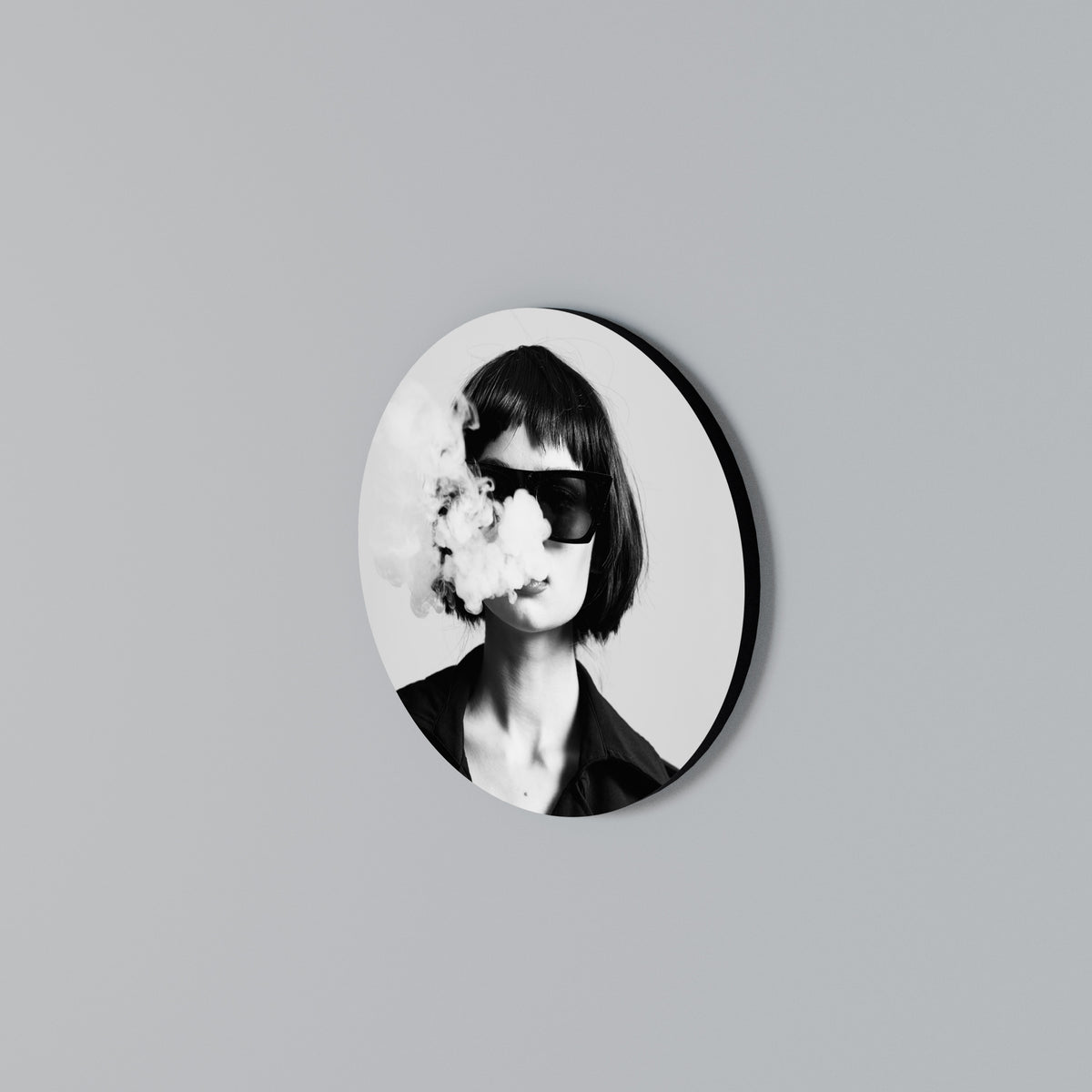 SMOKY BELLE Rundes Wandbild