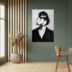 SMOKY BELLE Selbstklebendes Poster - Hochformat