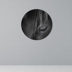 SILENT STRENGTH Runde Wanddekoration Ø 69 cm