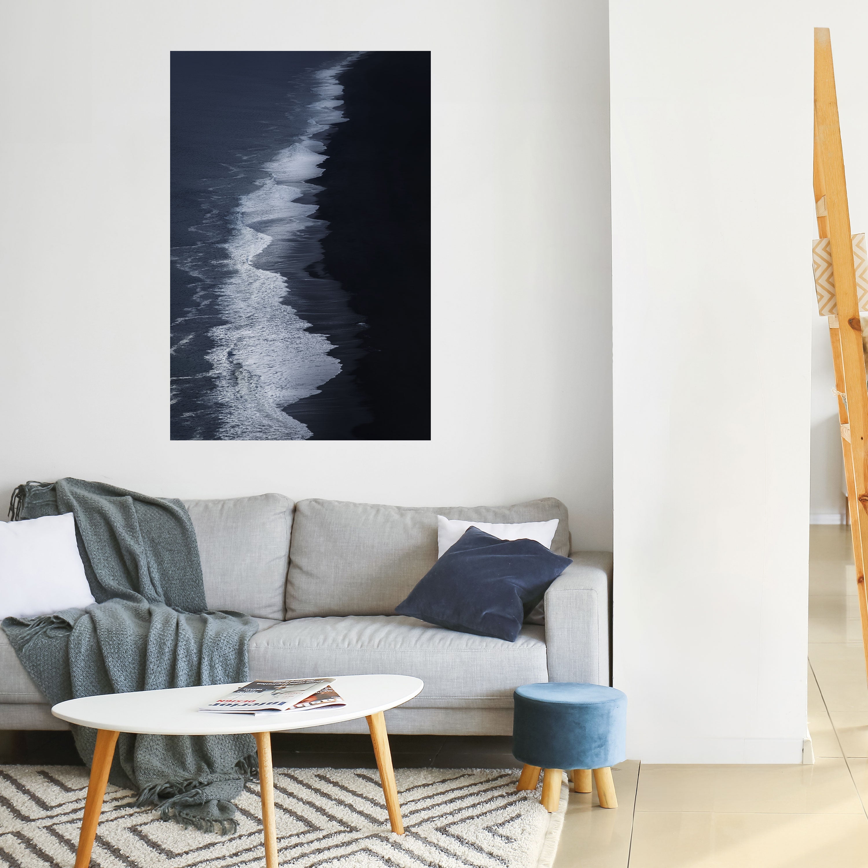 OCEAN'S WHISPER Vertikales Poster zum Abziehen und Aufkleben