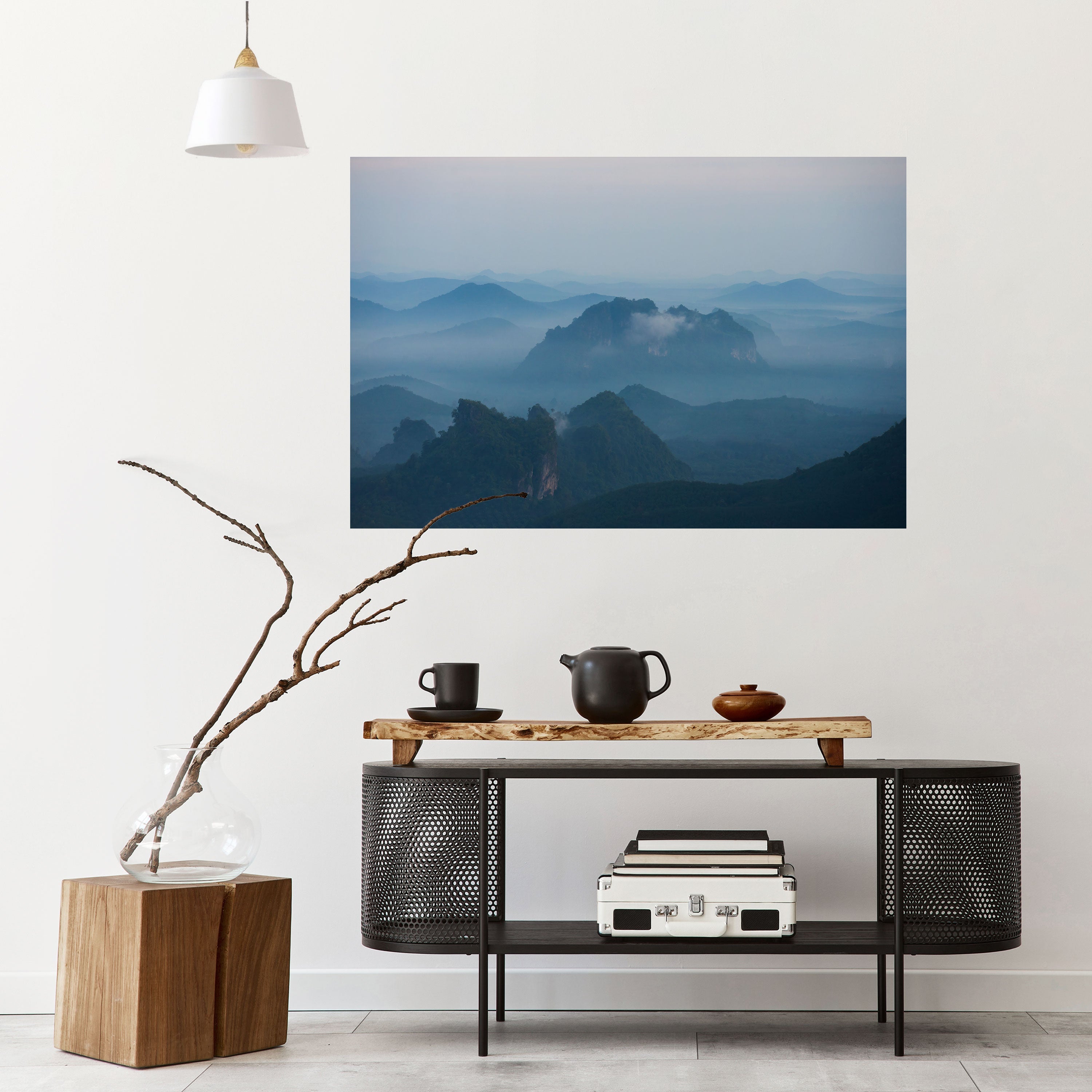 MISTY MOUNTAIN WHISPER Horizontales Poster zum Abziehen und Aufkleben