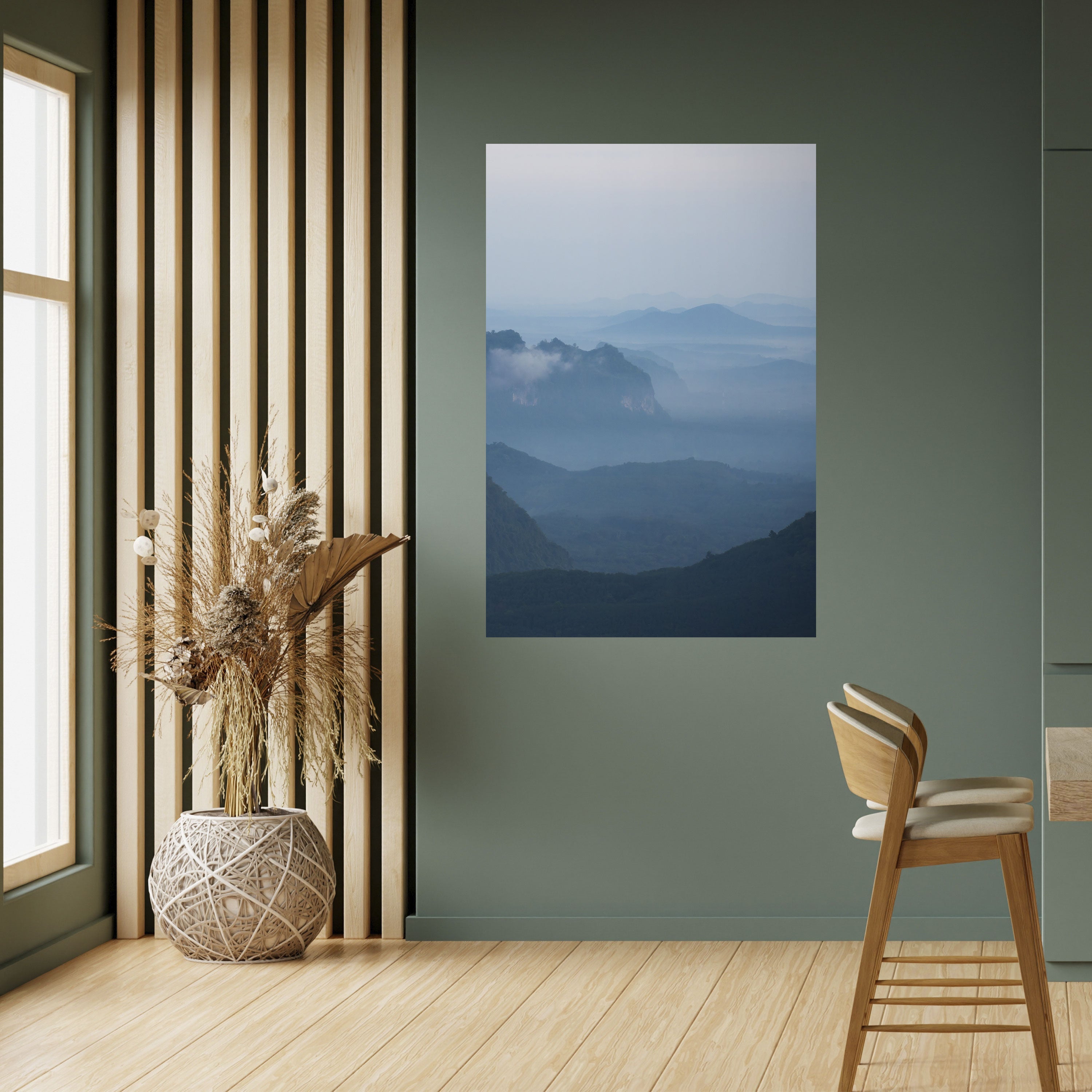 MISTY MOUNTAIN WHISPER Vertikales Poster zum Abziehen und Aufkleben