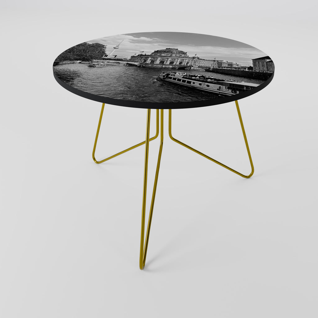 GHOSTS OF HISTORY Couchtisch