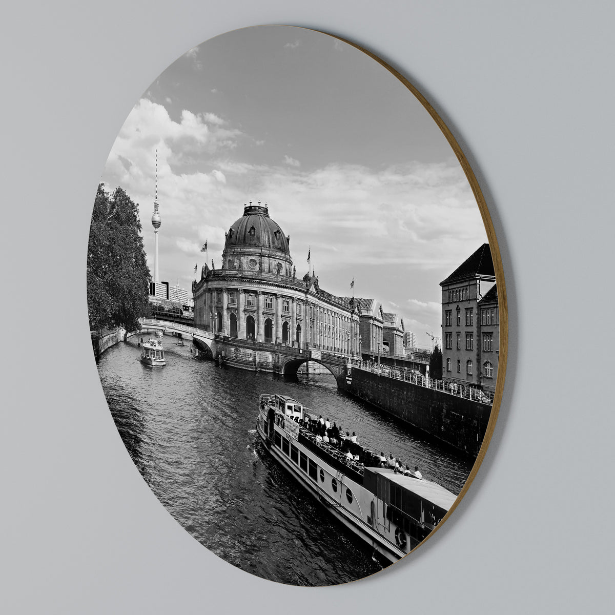 GHOSTS OF HISTORY Round Wall Art