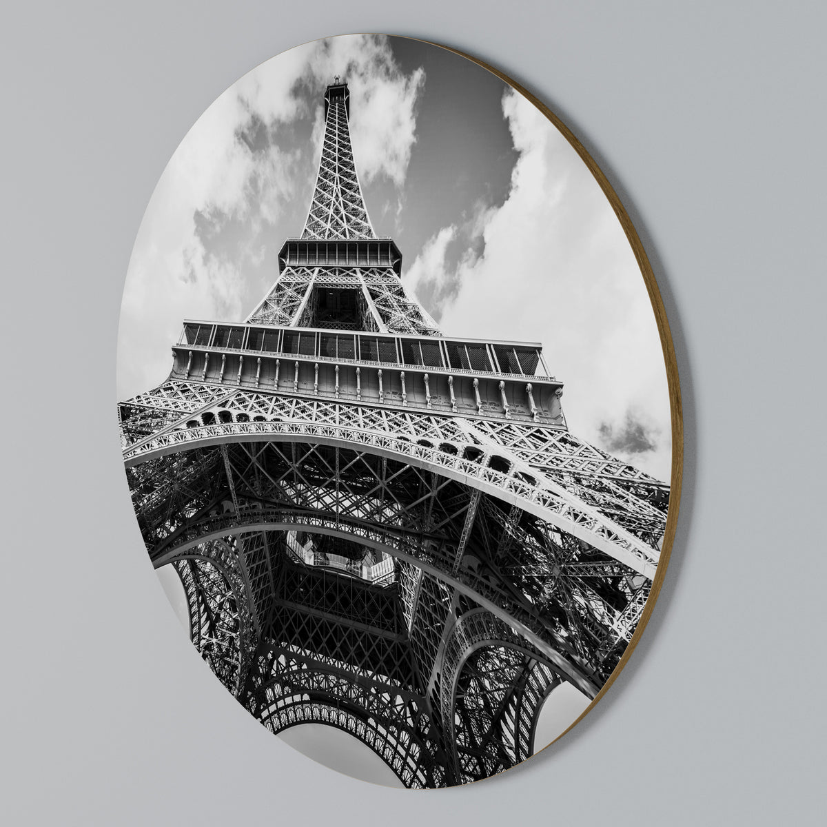 TIMELESS EIFFEL PERSPECTIVE Round Wall Art