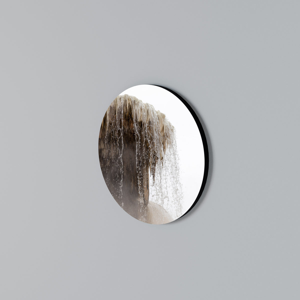 MAMMOTH HOT SPRINGS Round Wall Art