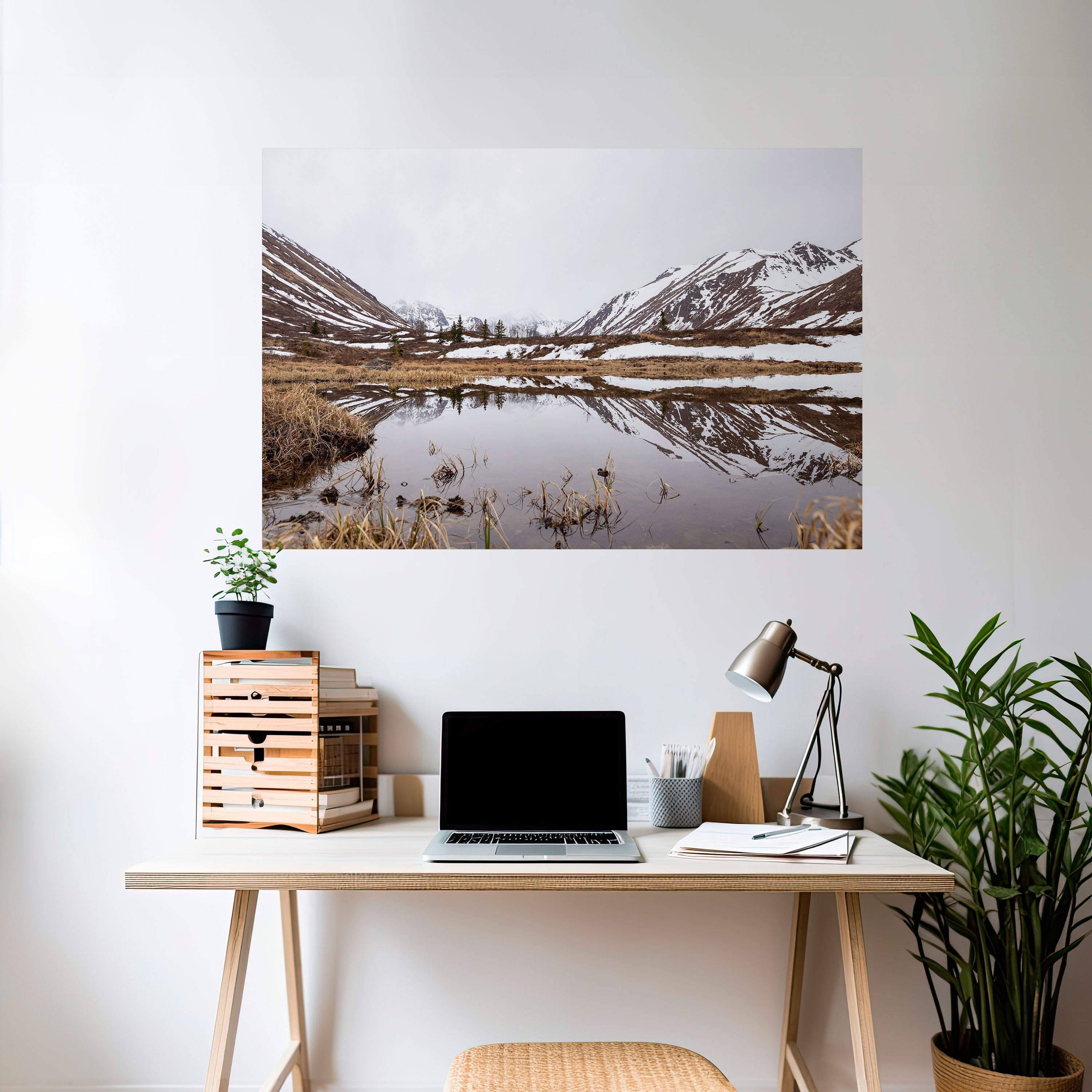 SNOW-KISSED REFLECTIONS Horizontales Poster zum Abziehen und Aufkleben