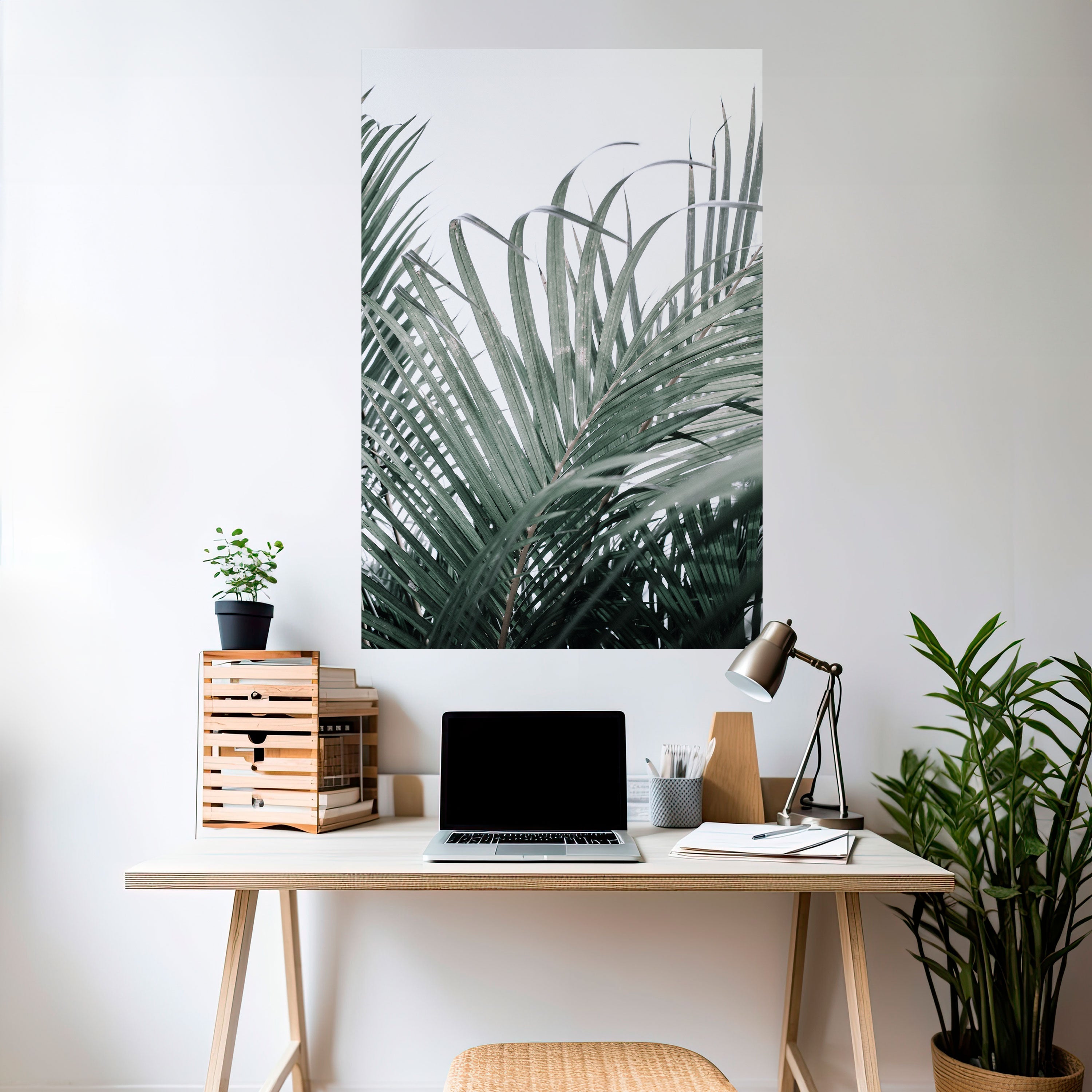 PALM WHISPERS Vertikales Poster zum Abziehen und Aufkleben