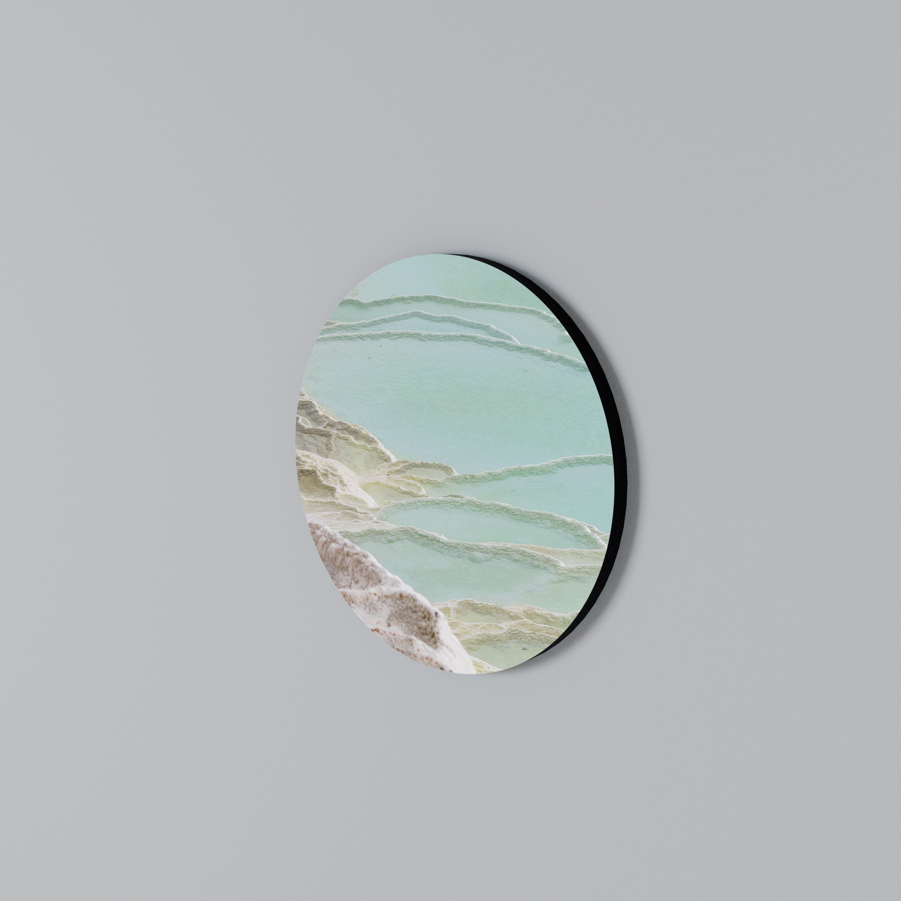 AQUAMARINE WHISPERS Round Wall Art
