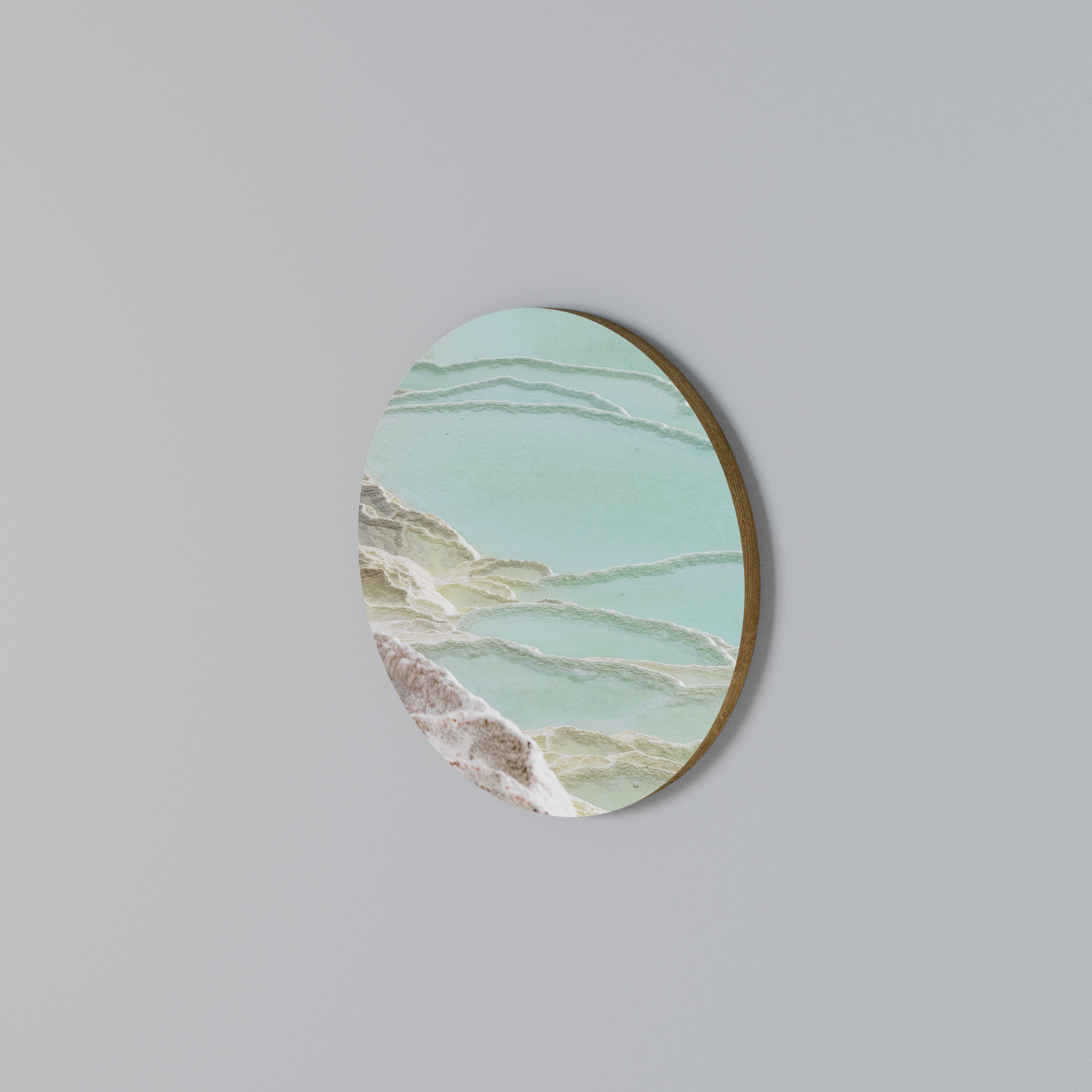 AQUAMARINE WHISPERS Round Wall Art