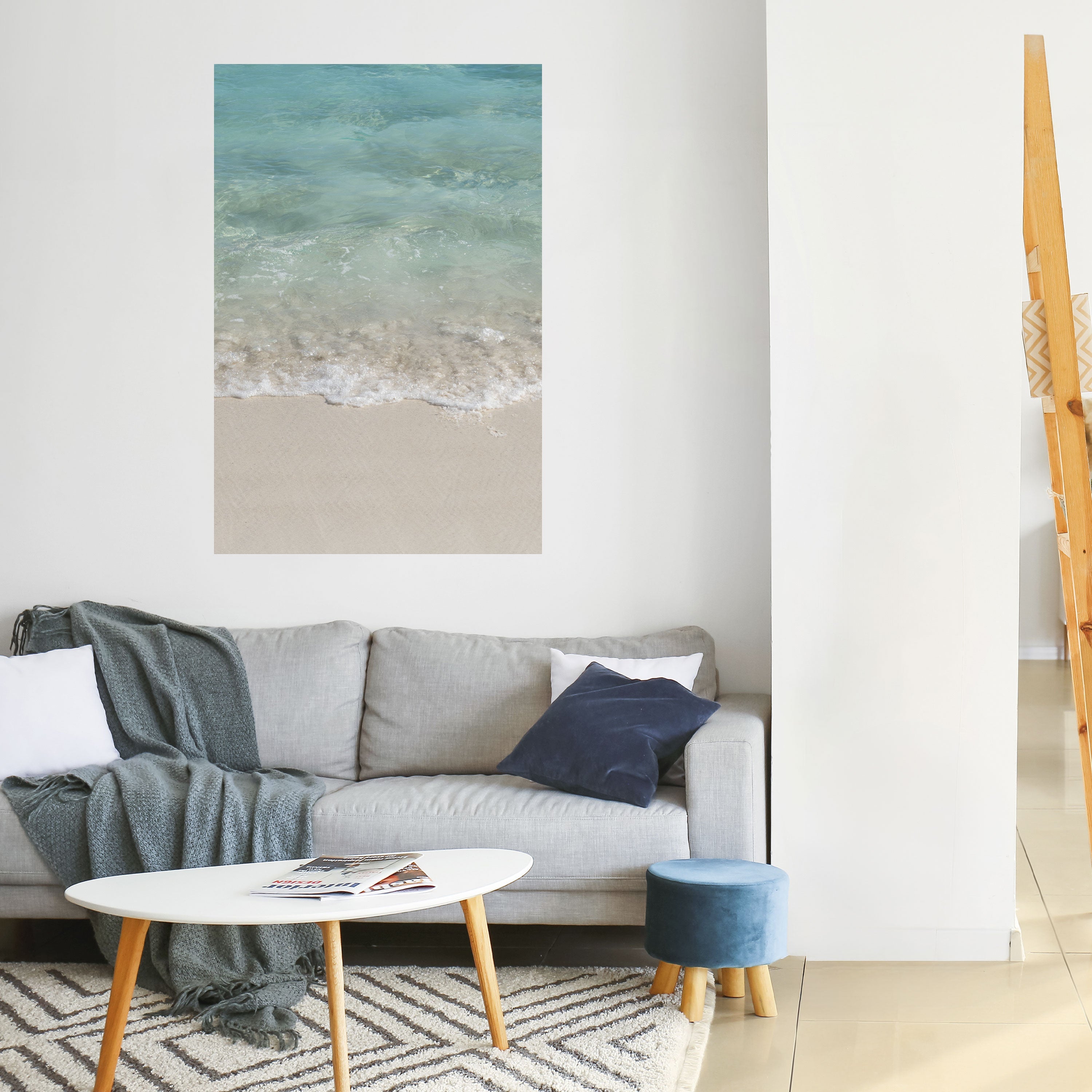 SERENITY BY THE SHORE Vertikales Poster zum Abziehen und Aufkleben