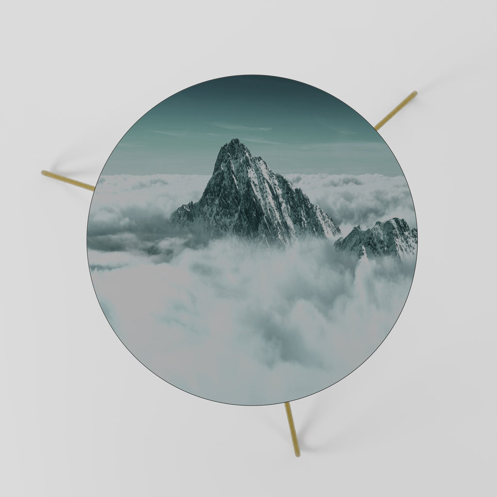 CLOUD-KISSED PEAK Couchtisch 60