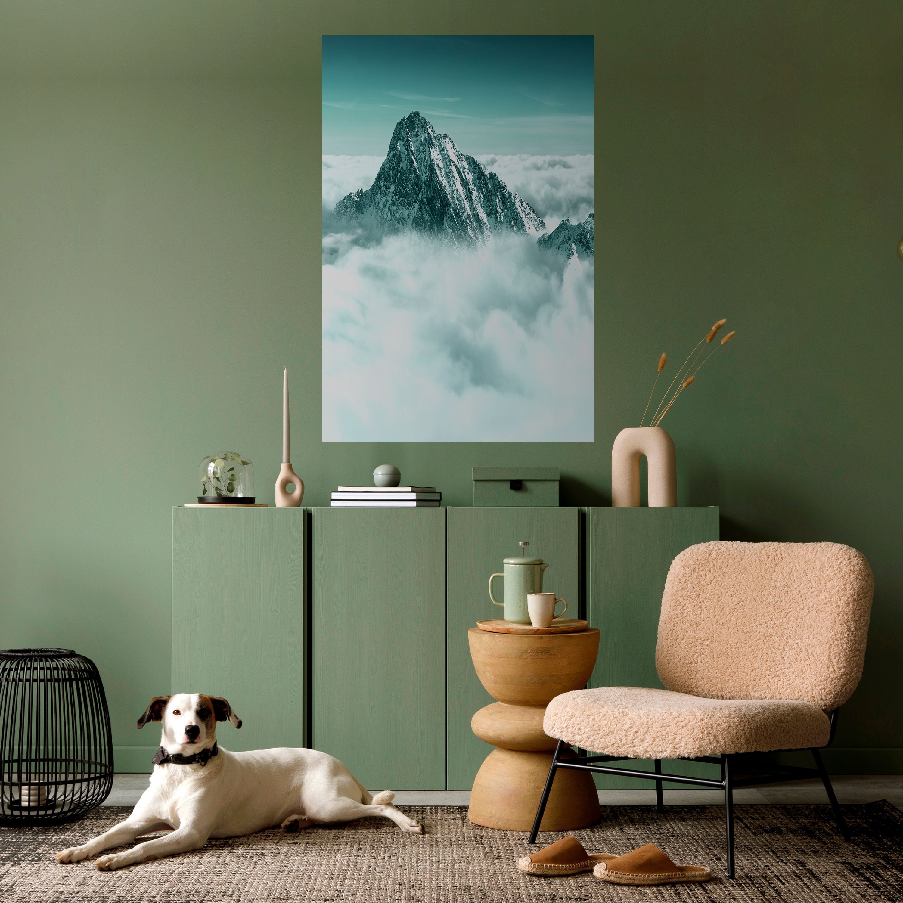 CLOUD-KISSED PEAK Vertikales Poster zum Abziehen und Aufkleben