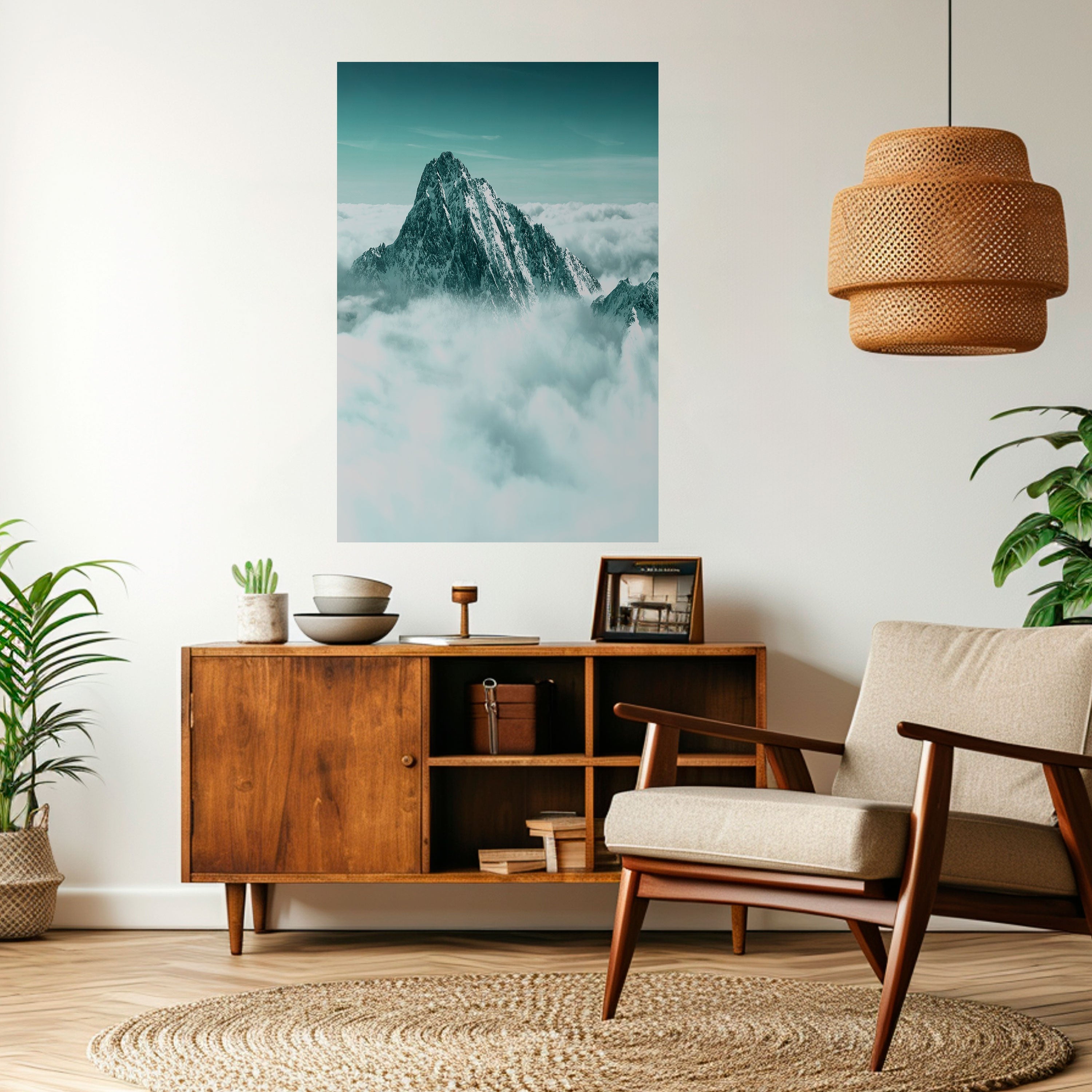CLOUD-KISSED PEAK Vertikales Poster zum Abziehen und Aufkleben