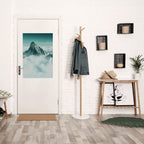 CLOUD-KISSED PEAK Selbstklebendes Poster - Hochformat