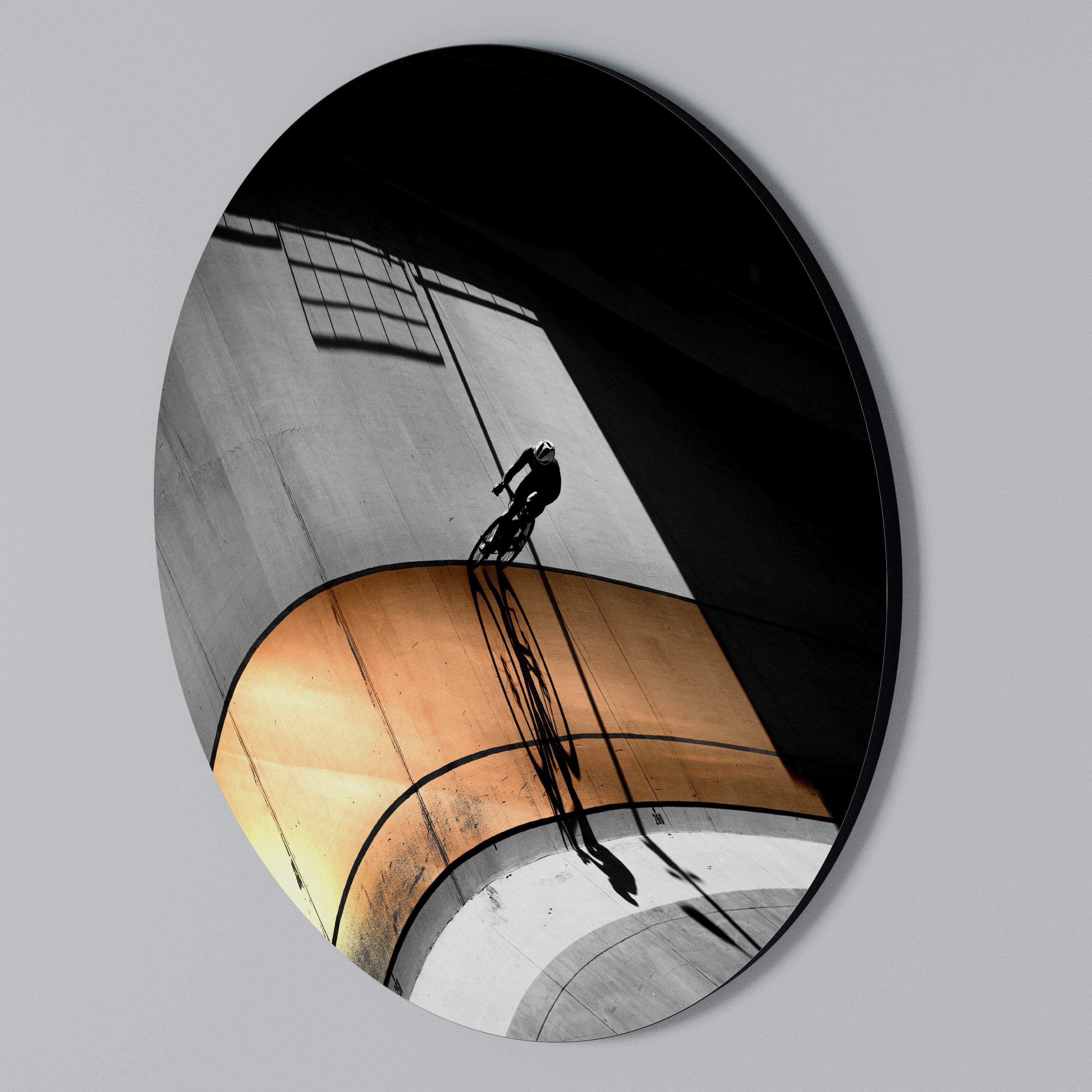 ORANGE ARC AMBIENCE Round Wall Art