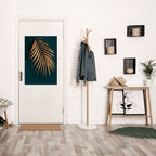 GOLDEN PALM WHISPERS Selbstklebendes Poster - Hochformat