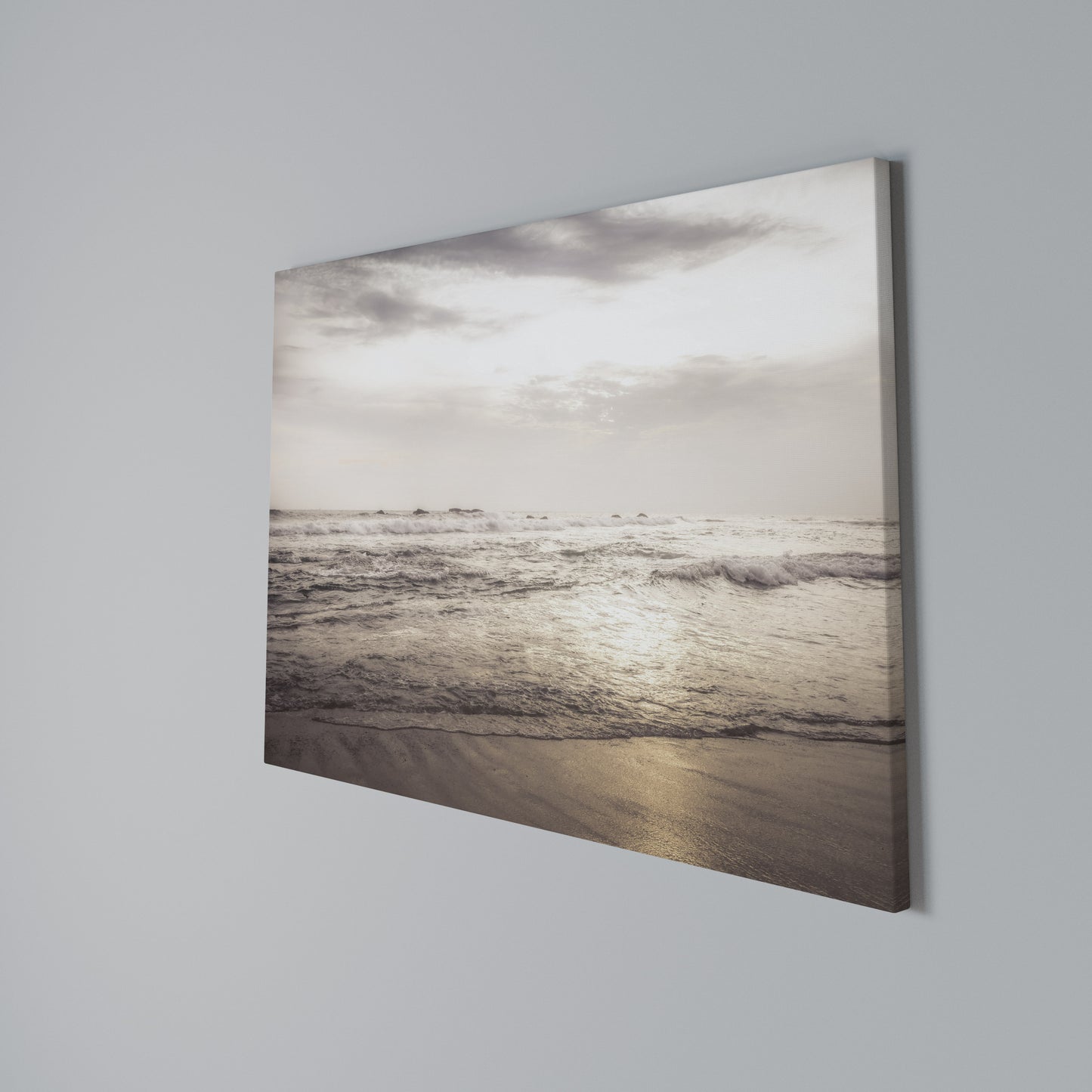 WHISPERS OF THE OCEAN Horizontal Canvas Print