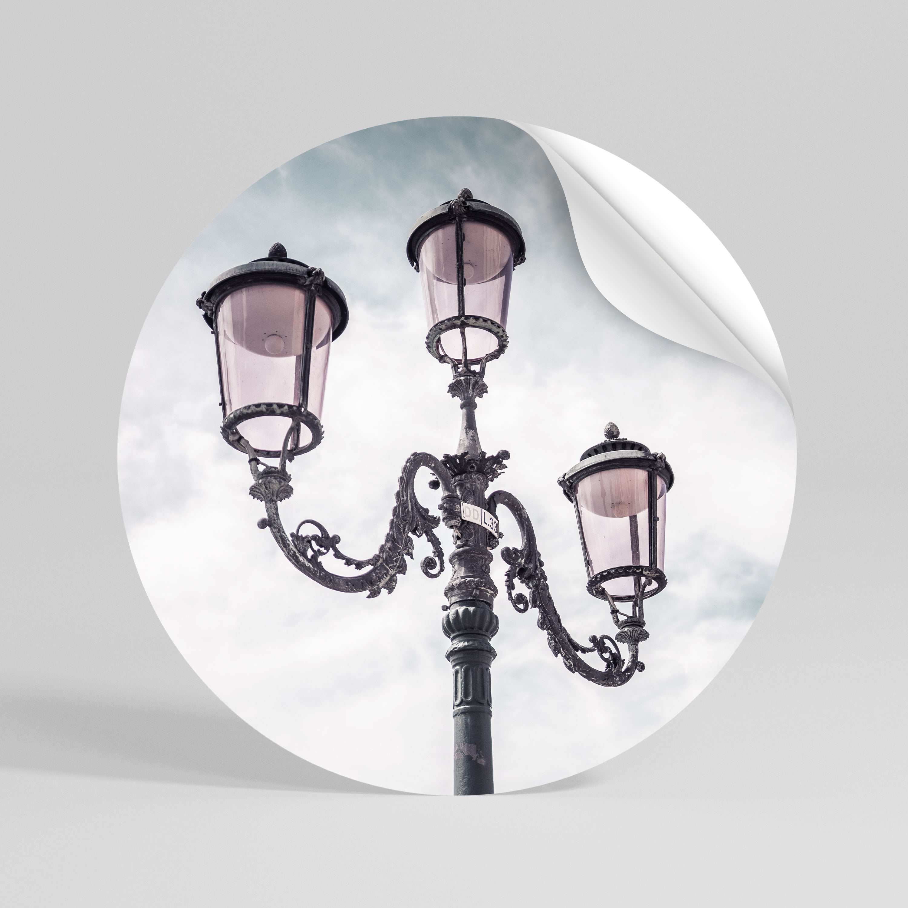 WHISPERS OF LIGHT Runder Wandsticker zum Abziehen und Aufkleben