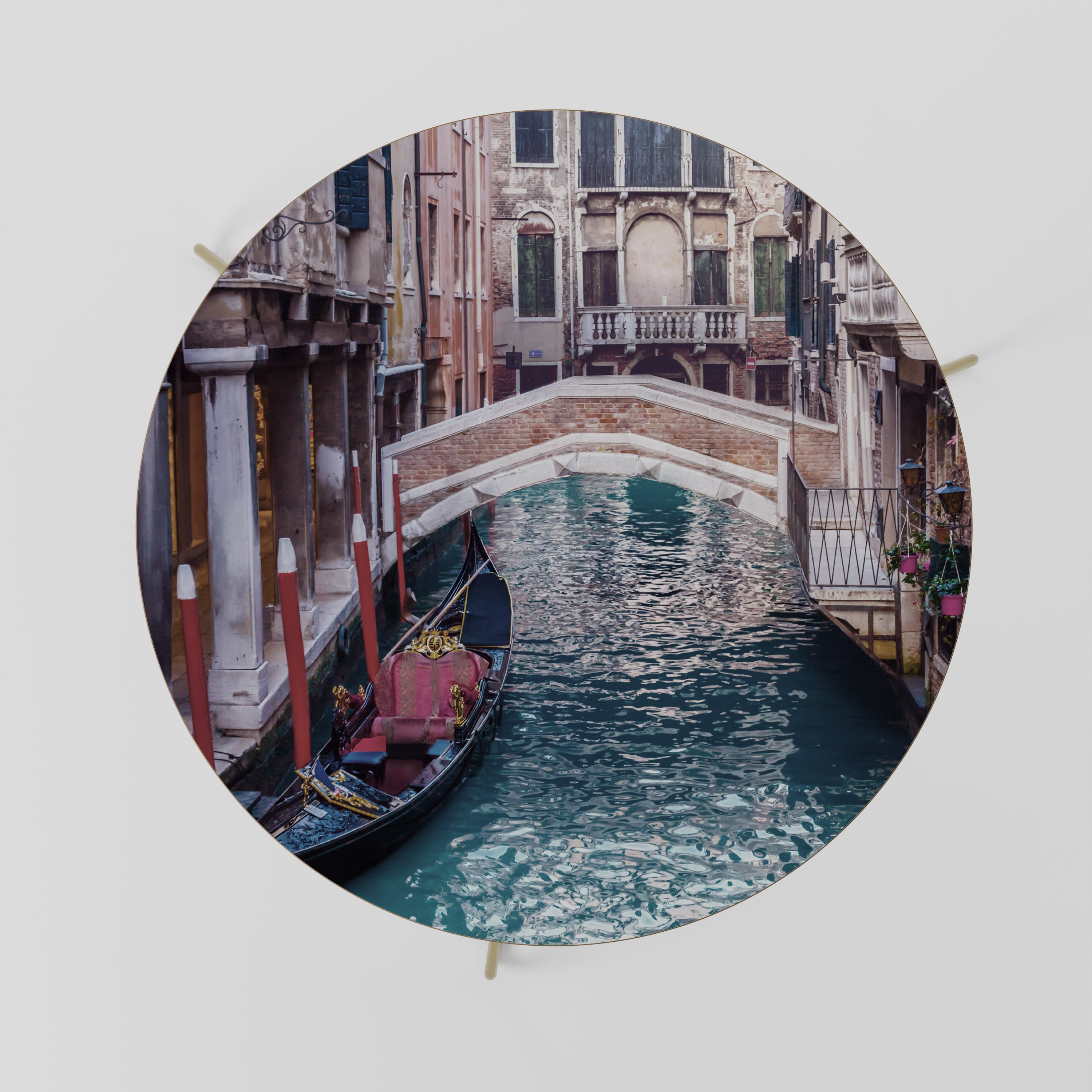 GONDOLA GLIDE Coffee Table 69