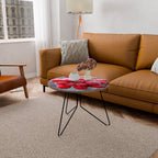 WINTER'S CRIMSON TREASURES Couchtisch Ø 69 cm