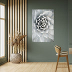 ELEGANT PETAL SWIRL Selbstklebendes Poster - Hochformat